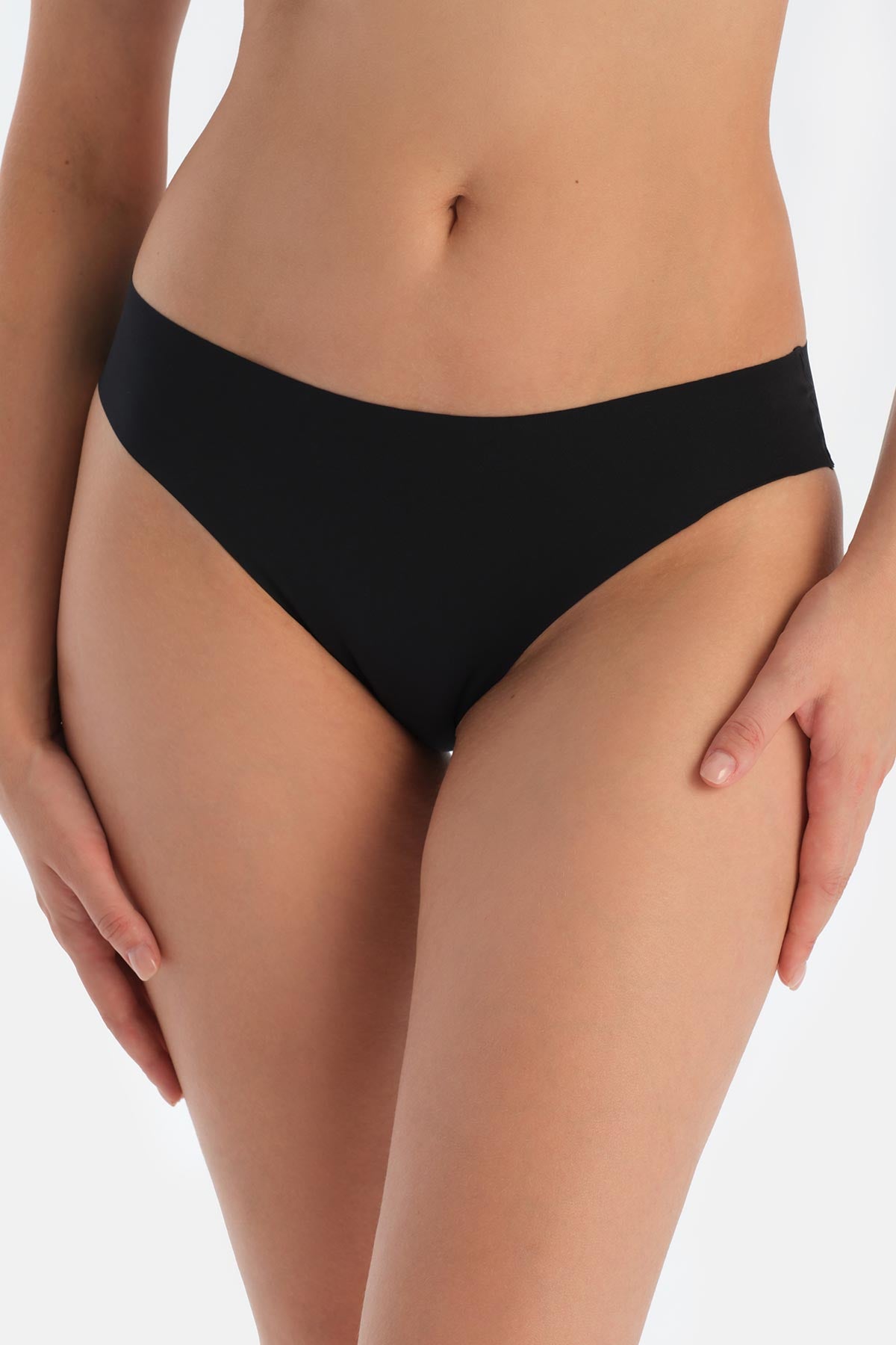 Siyah Lazer Kesim Brıef Külot