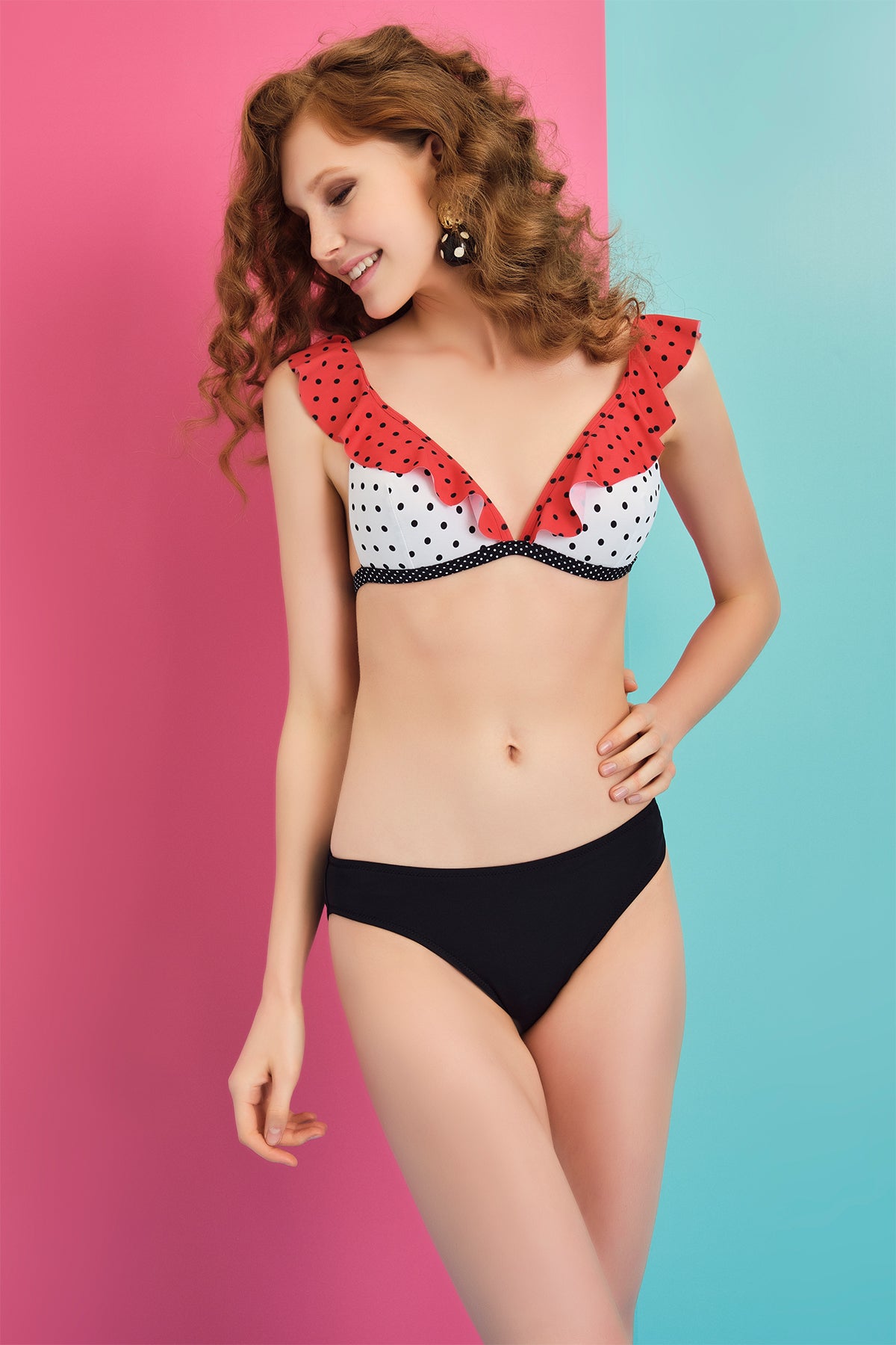 Beyaz Üçgen Bikini Üst