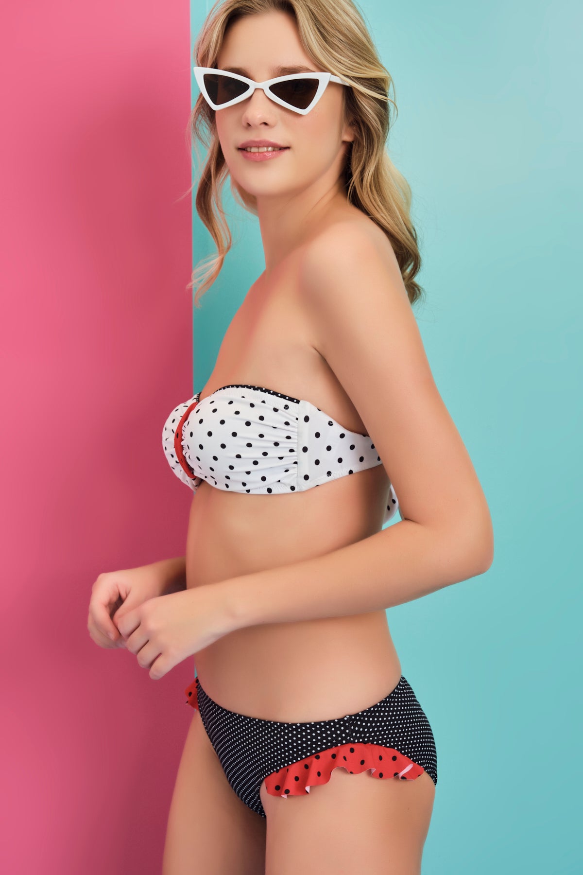 Siyah Ince Kenar Bikini Altı