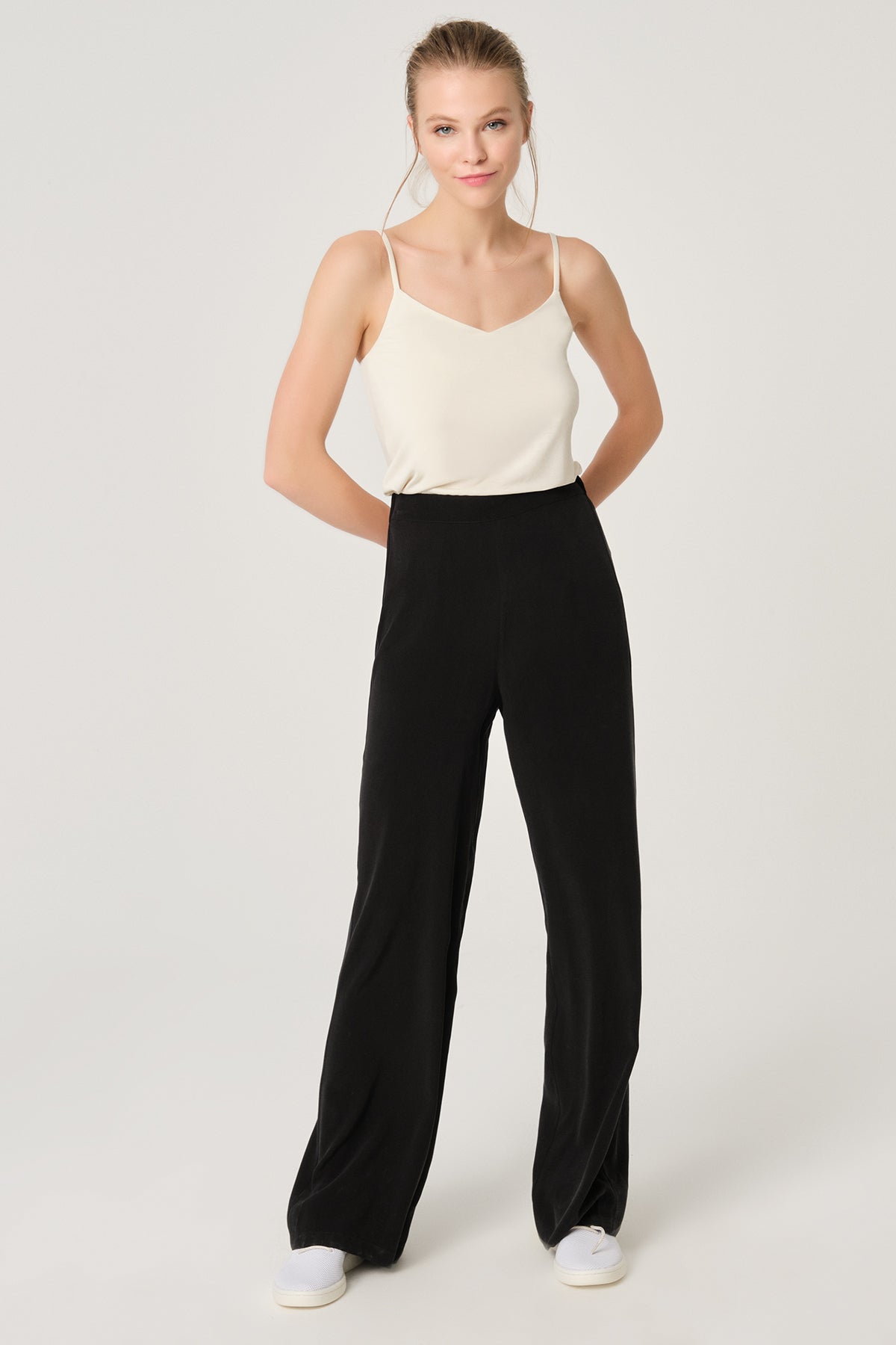 BLACK ONE PIECE TOP- ONE PIECE BOTTOM