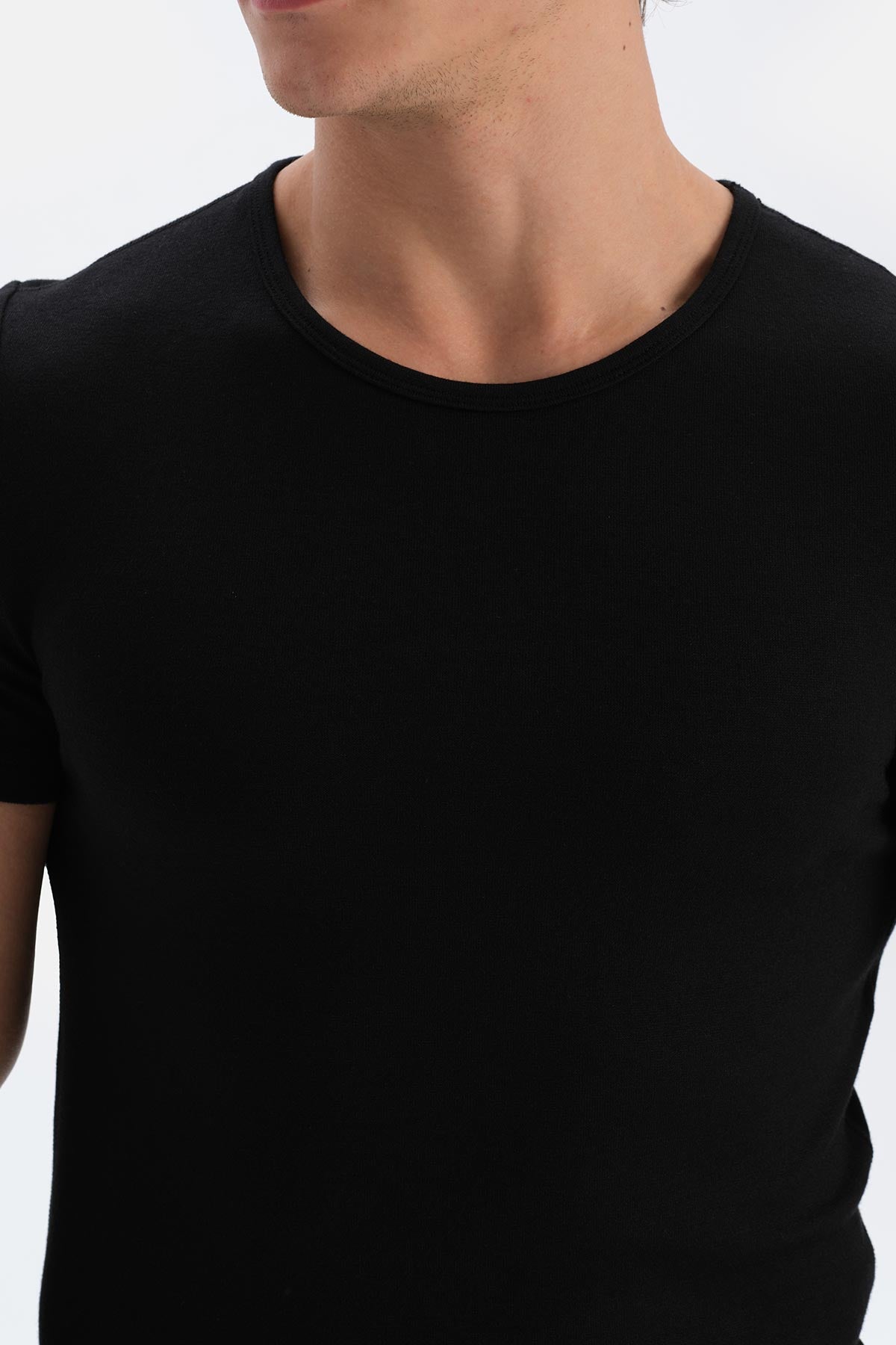 BLACK THERMAL UNDERWEAR
