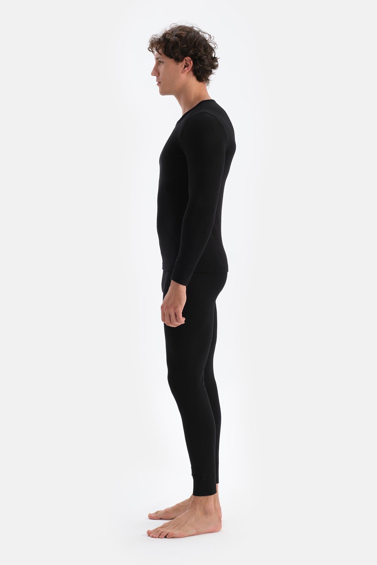 BLACK THERMAL UNDERWEAR