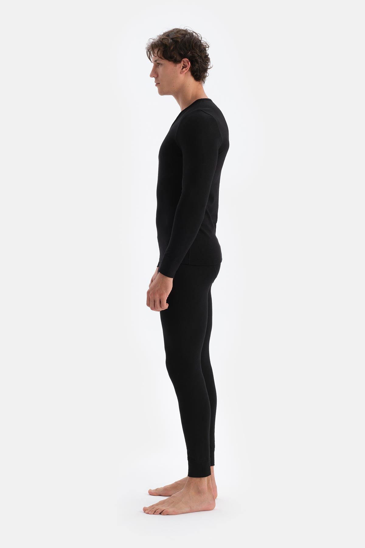 BLACK THERMAL UNDERWEAR