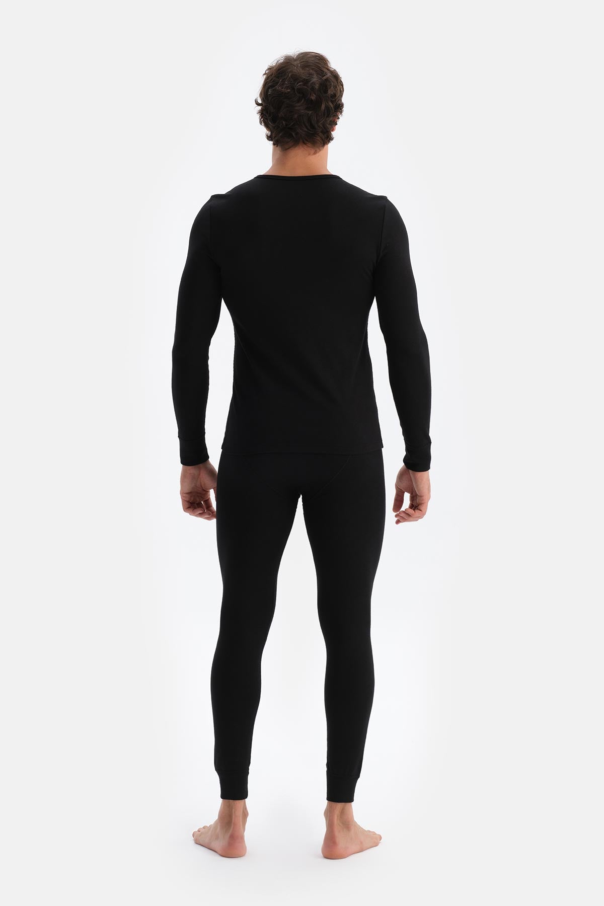 BLACK THERMAL UNDERWEAR