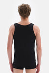 BLACK TANKTOP