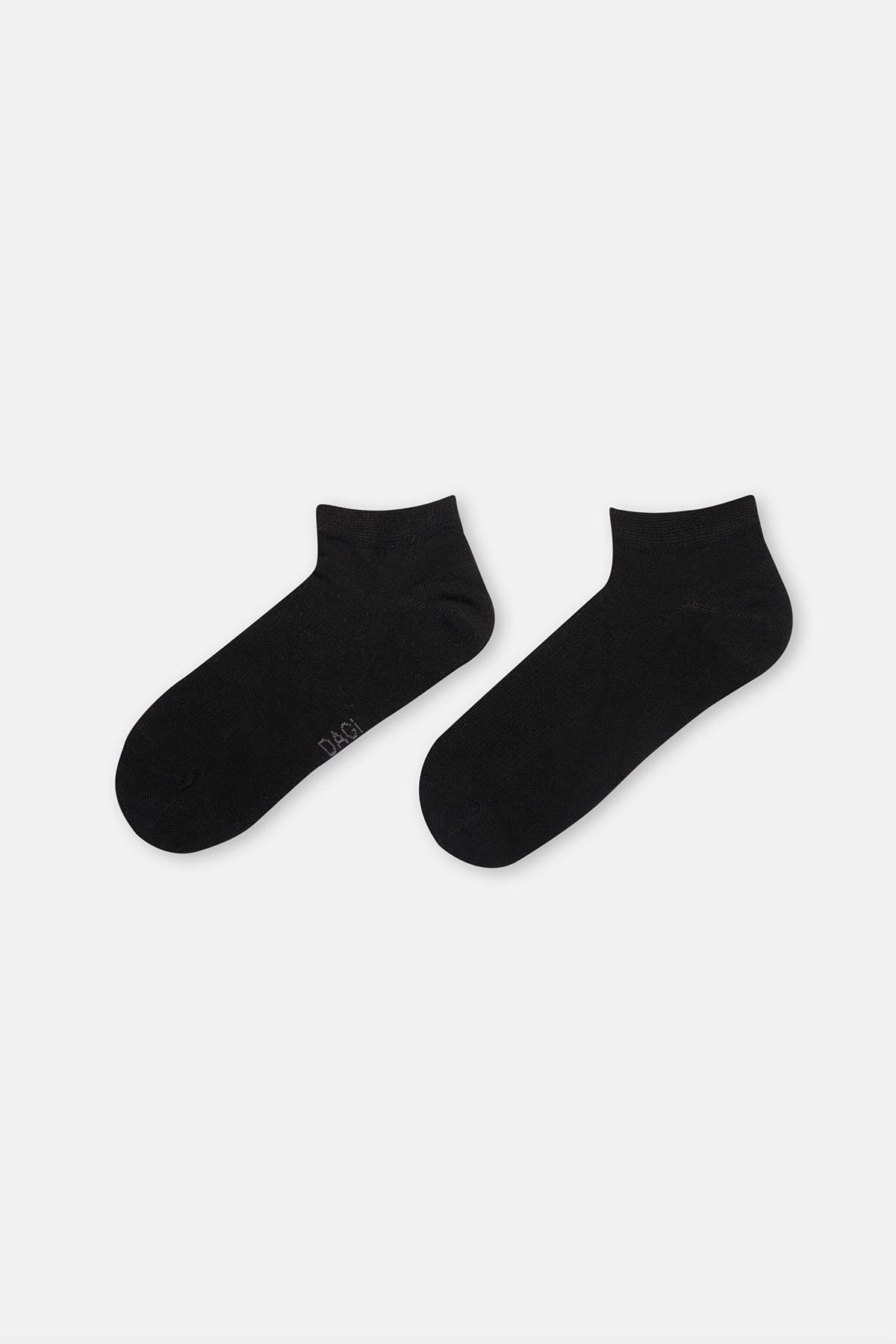 BLACK SOCKS