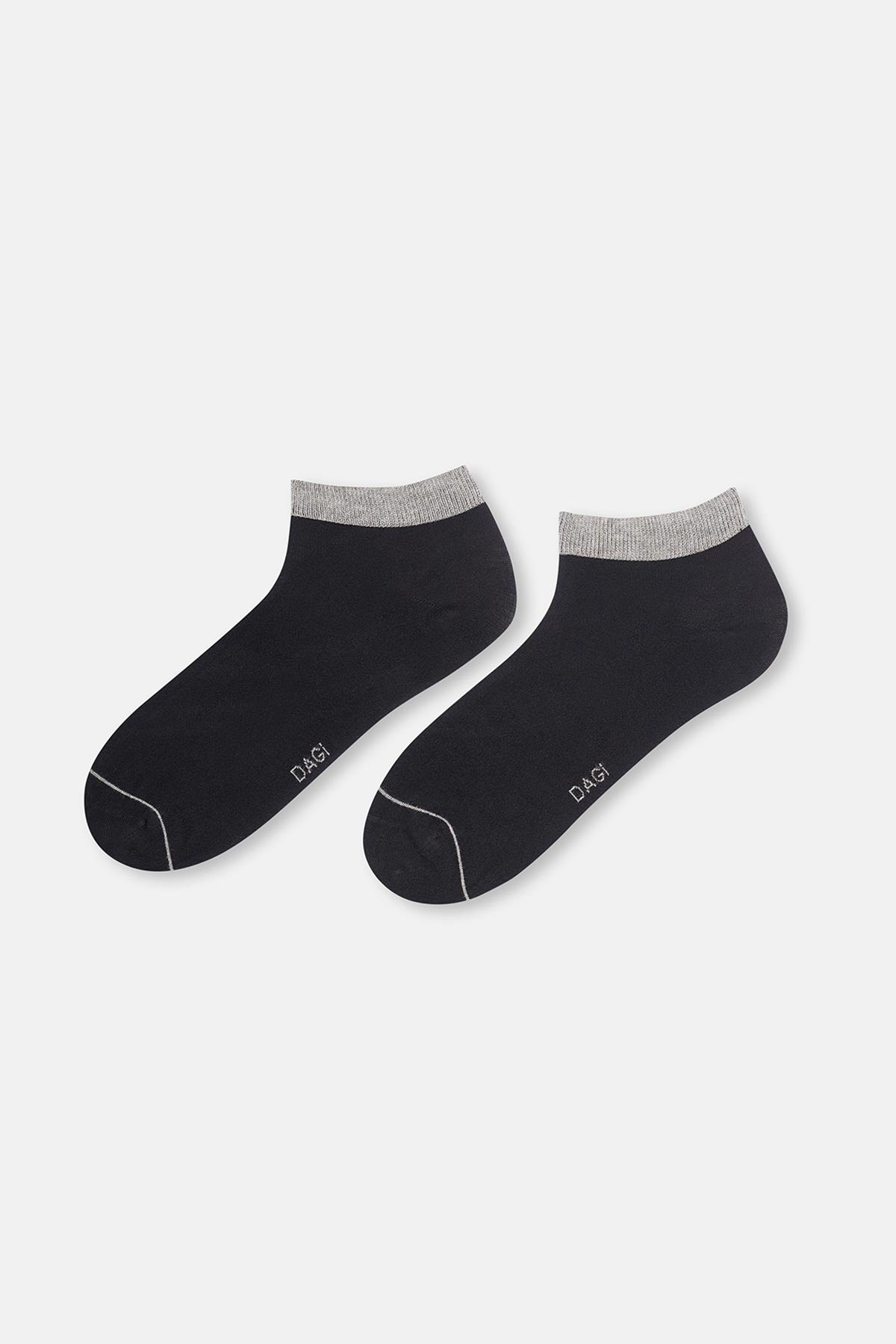 BLACK SOCKS
