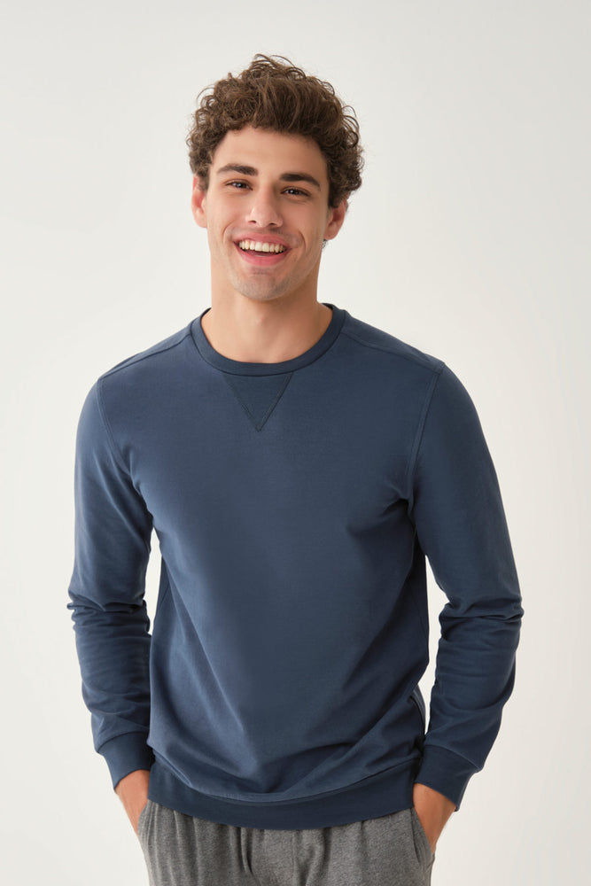 BLUE sweatshirts
