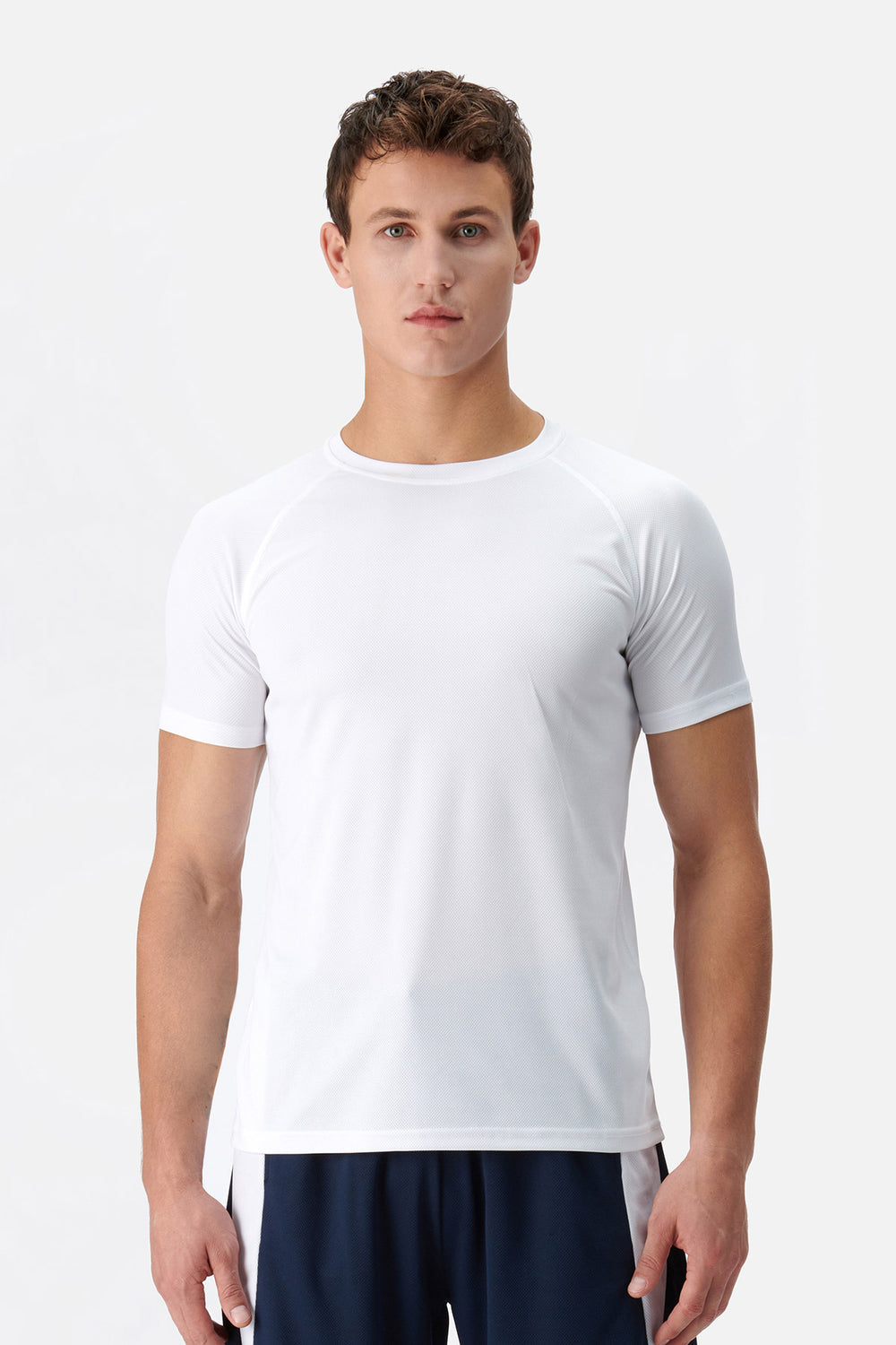 WHITE T-SHIRT