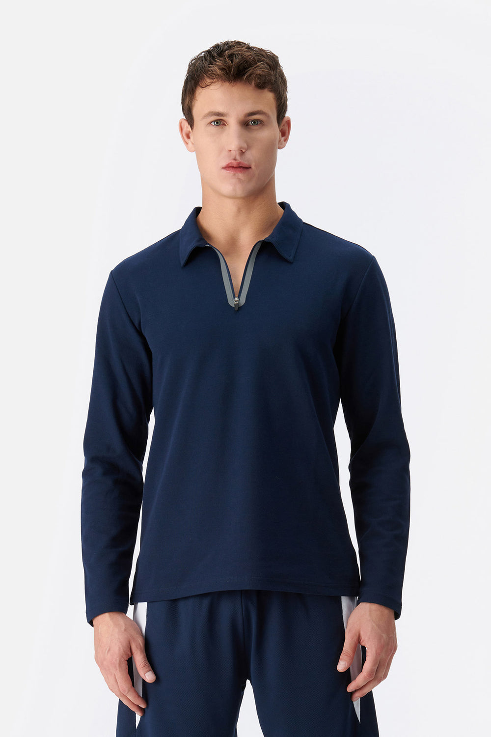 NAVY T-SHIRT