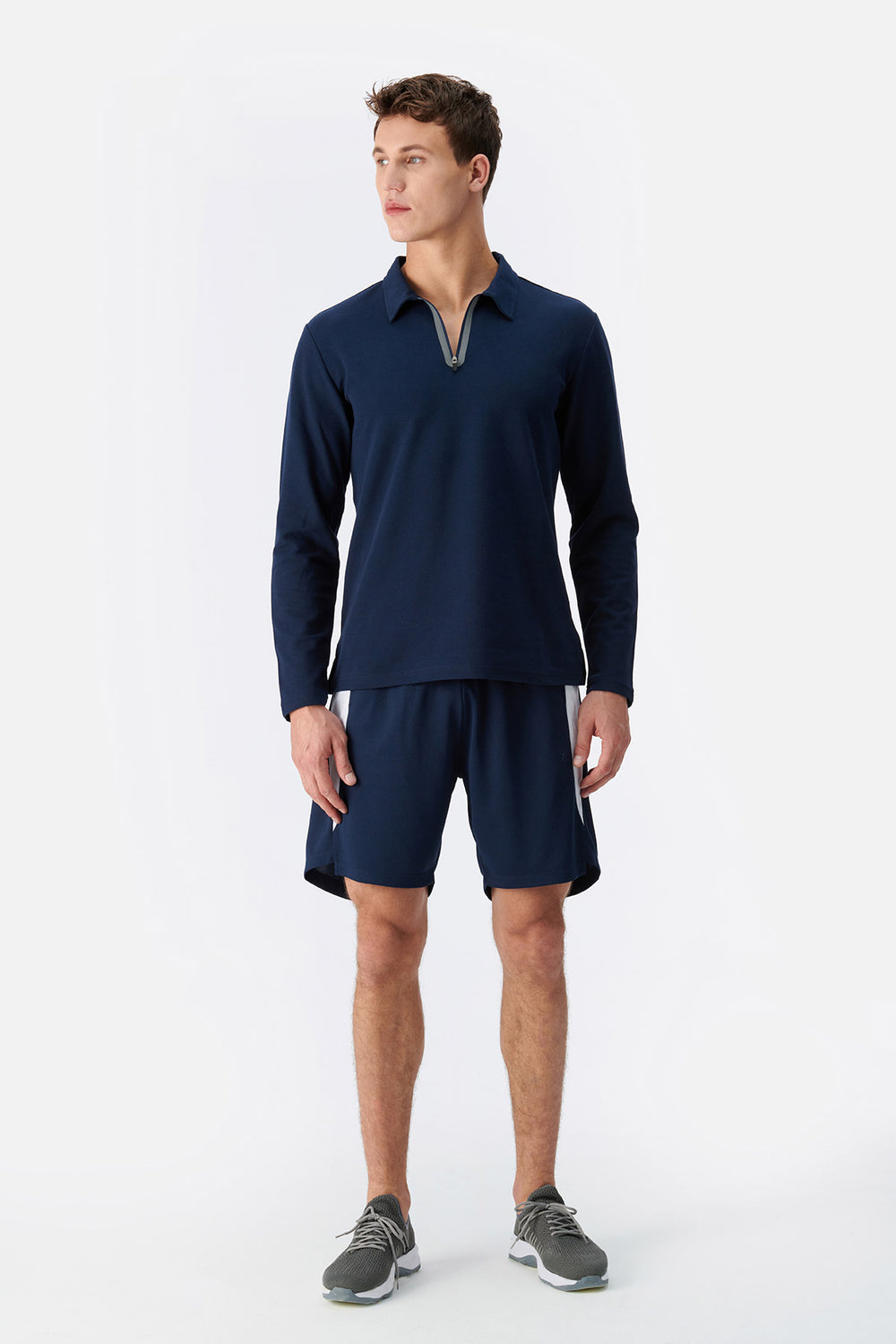 NAVY T-SHIRT