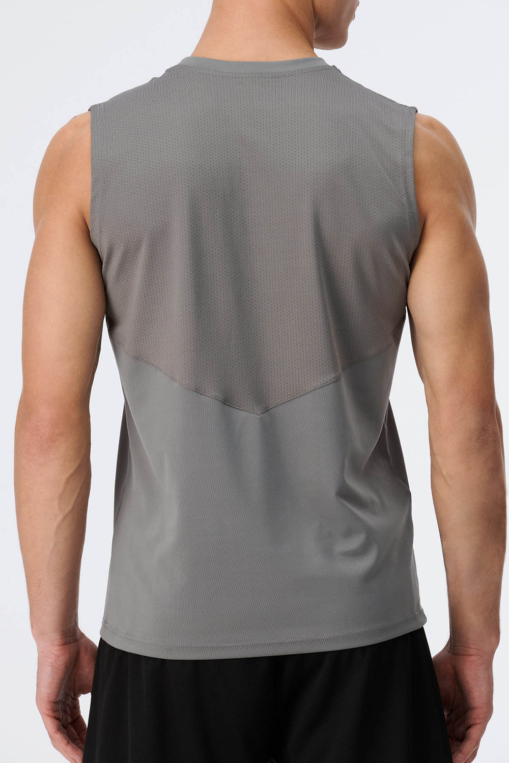 GREY TANKTOP