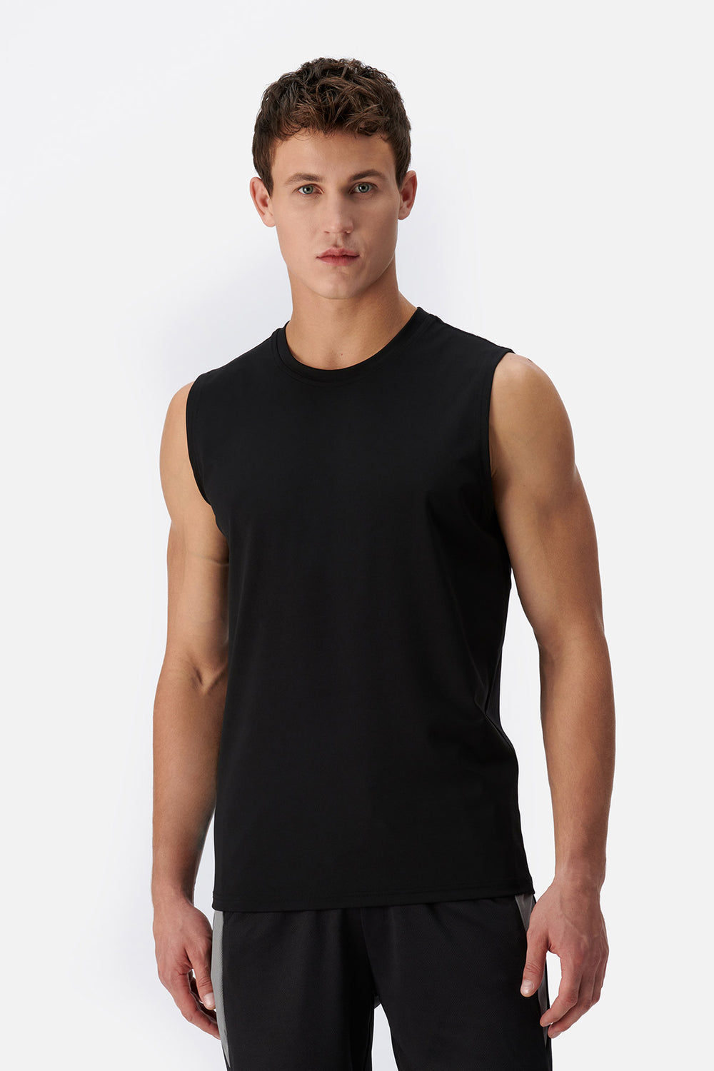 BLACK TANKTOP