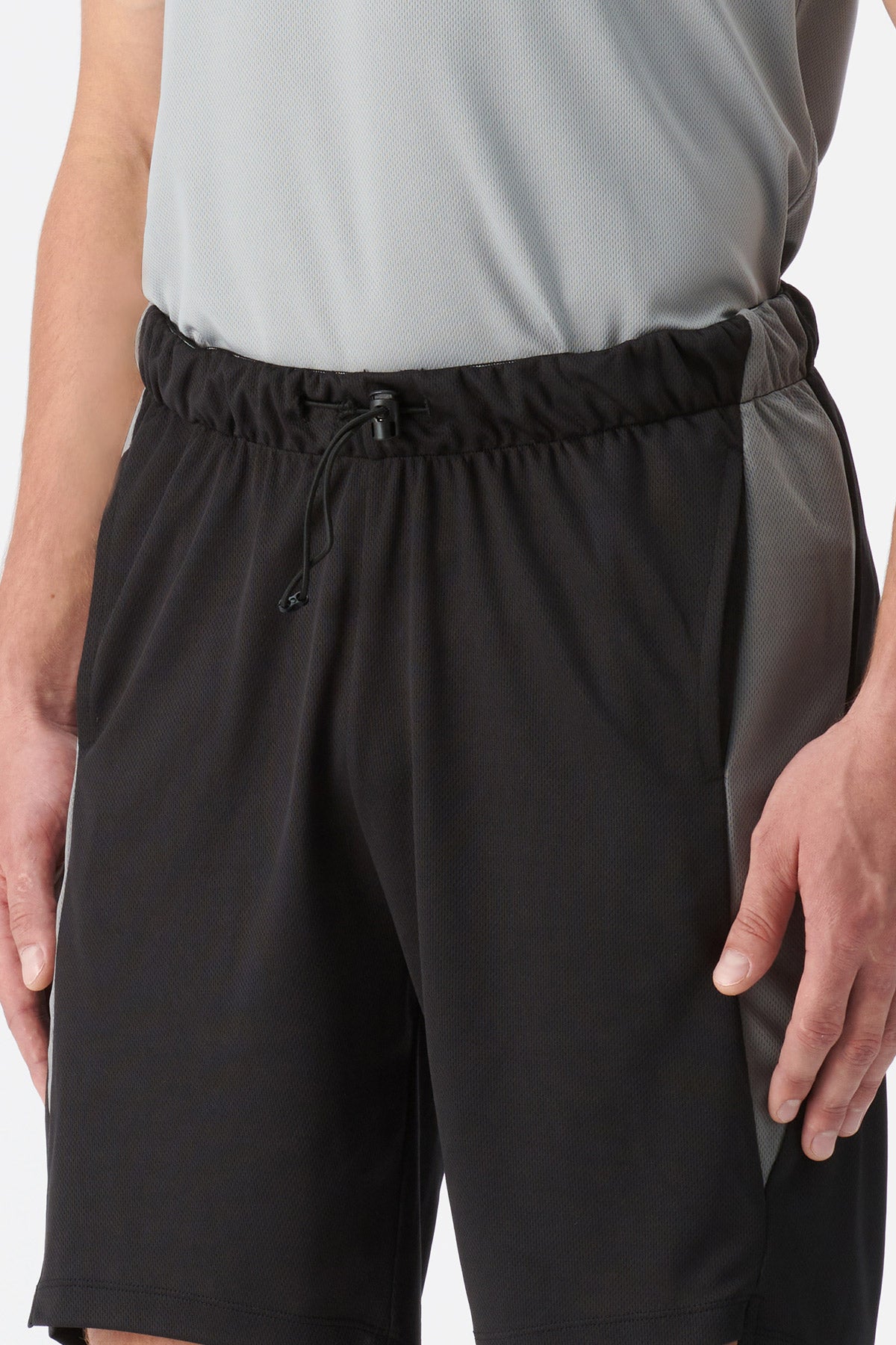 BLACK SHORT