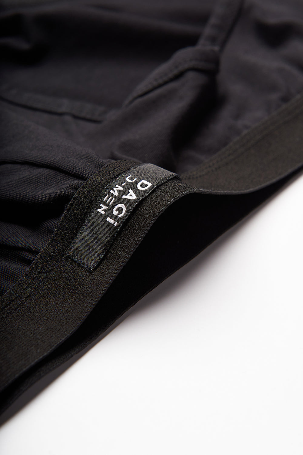 BLACK SLIP