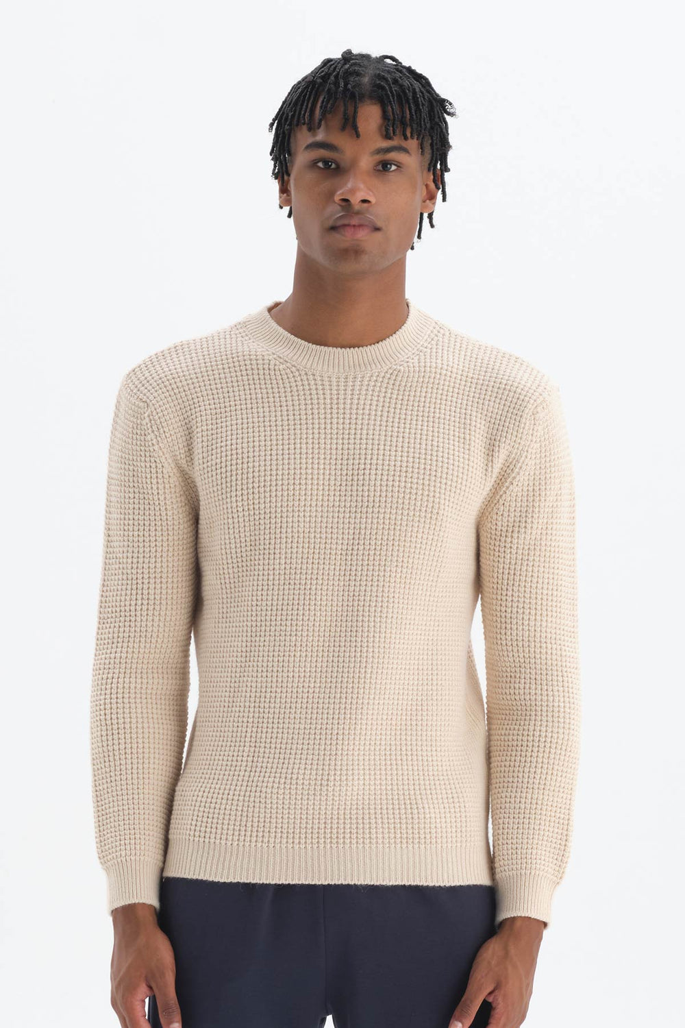 BEIGE SWEATER