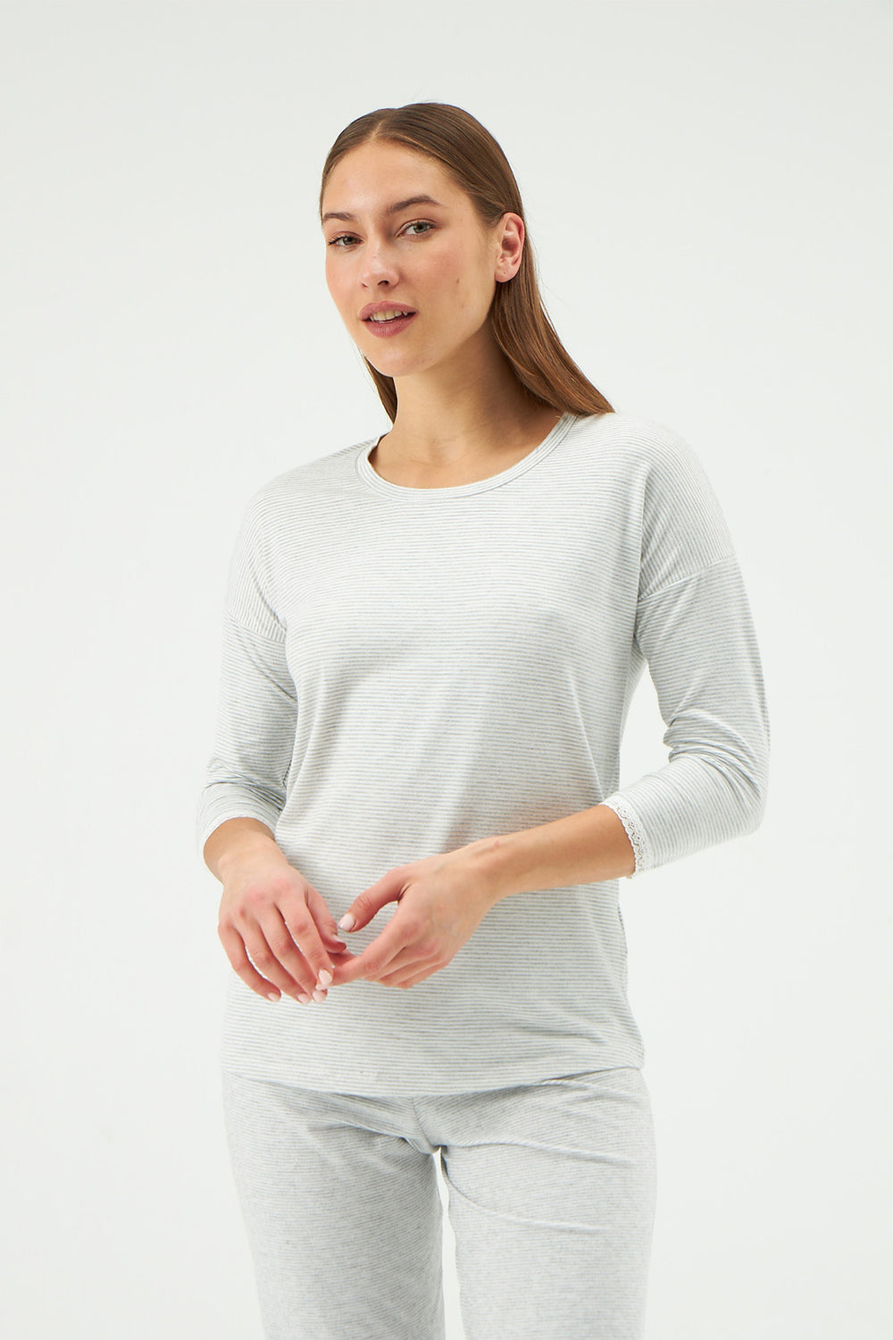 GREY T-SHIRT
