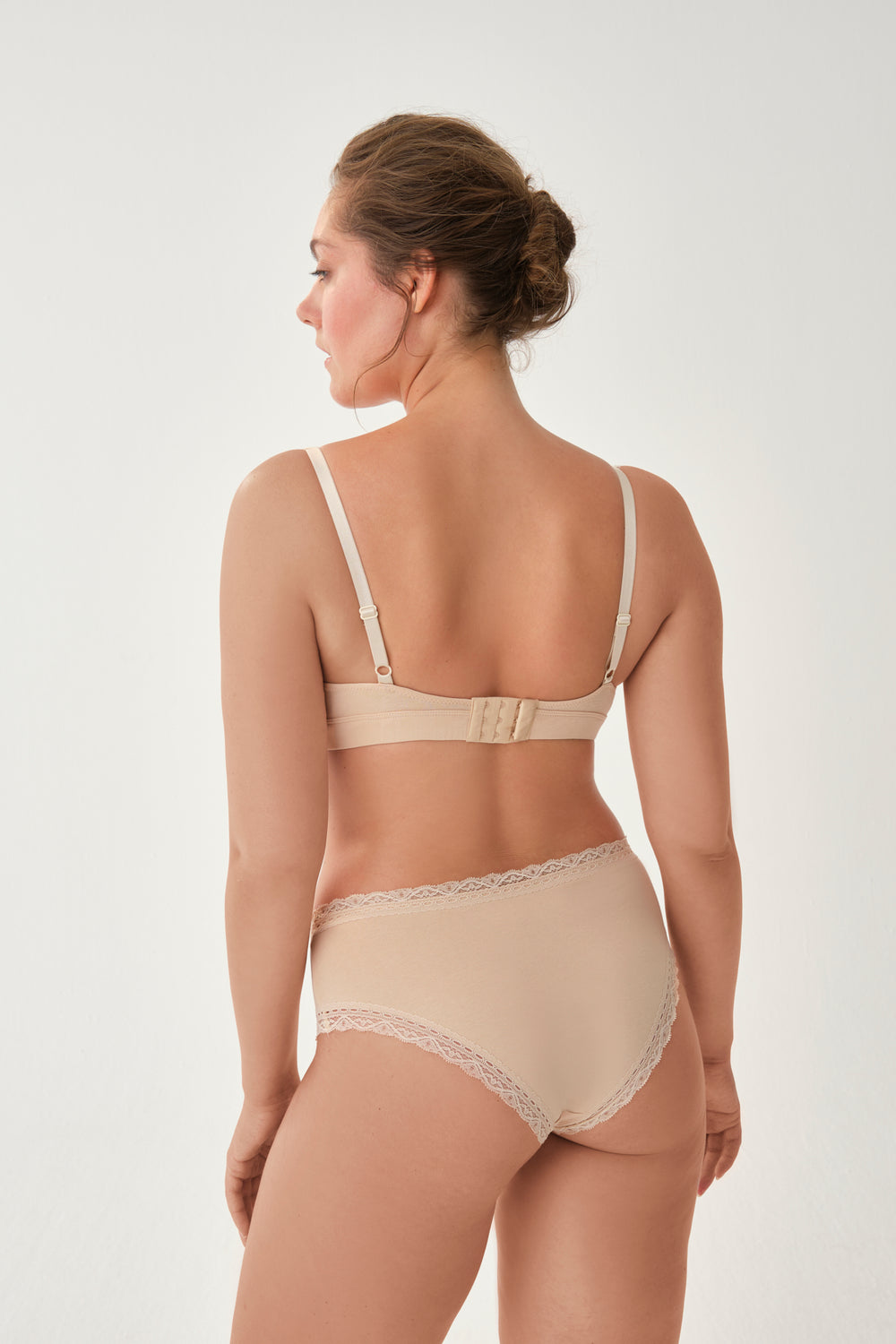 NUDE SLIP