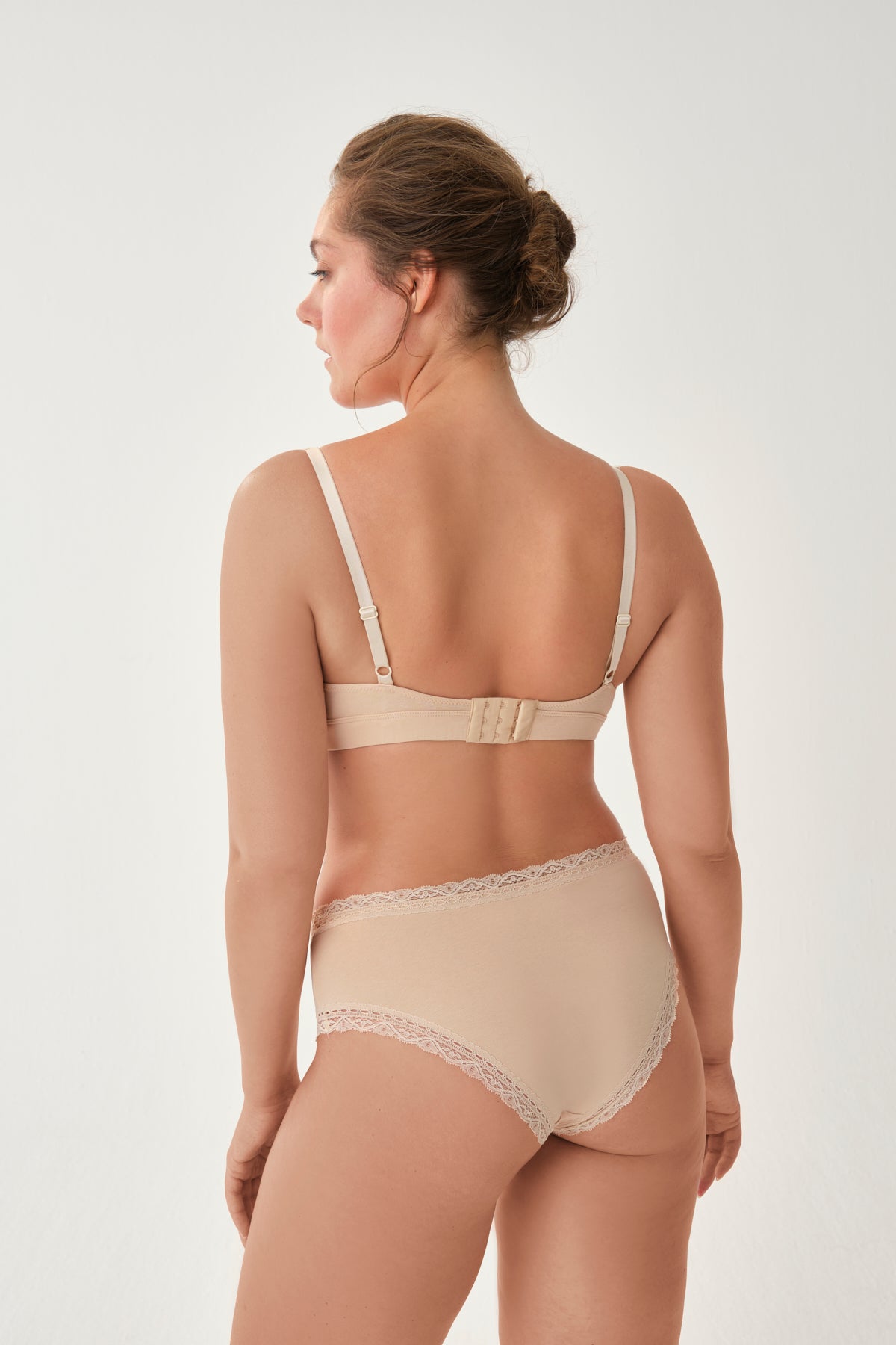 NUDE SLIP