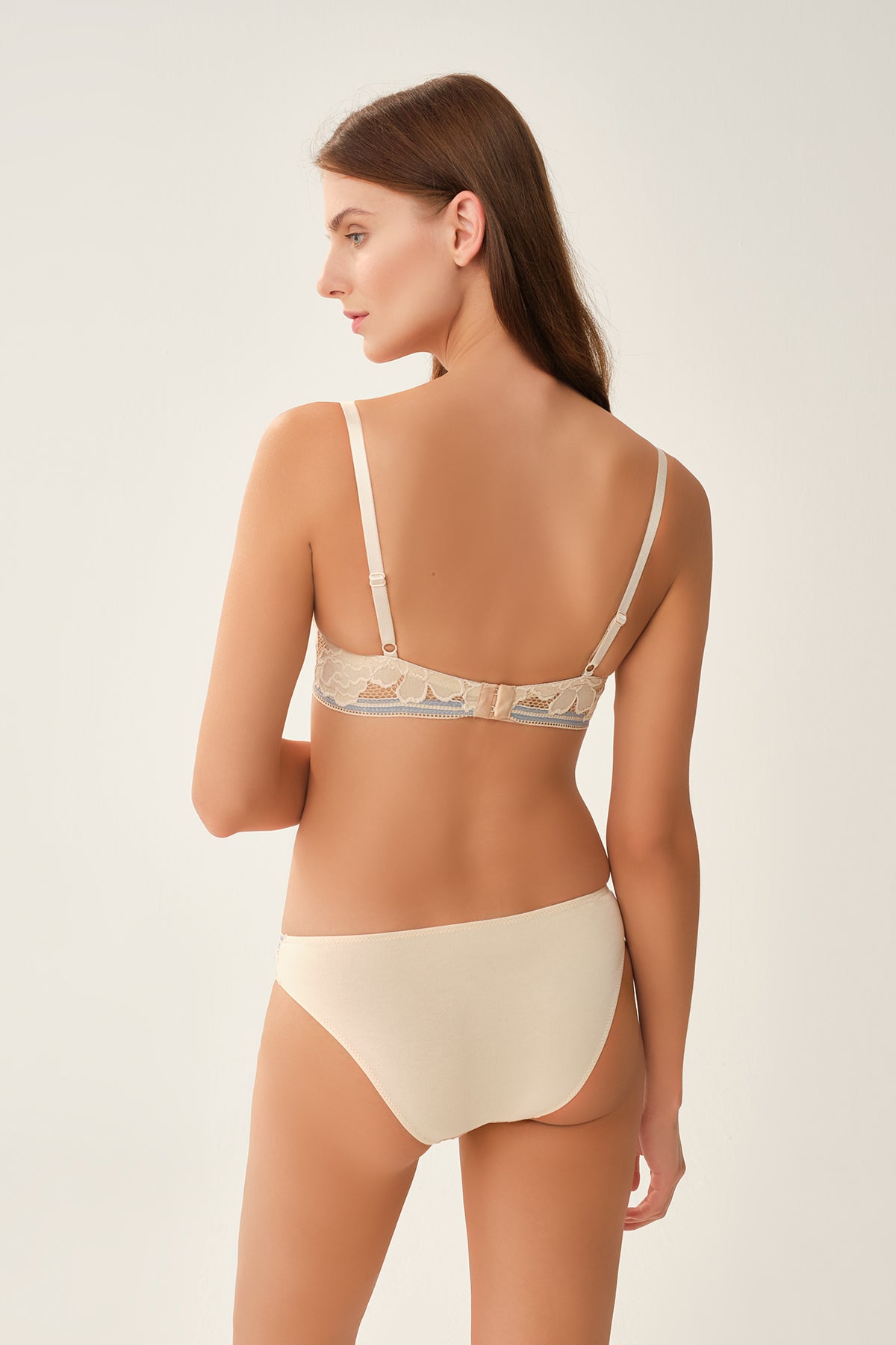 NUDE SLIP