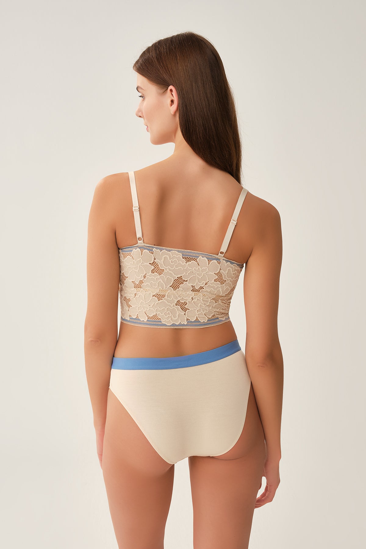 NUDE SLIP