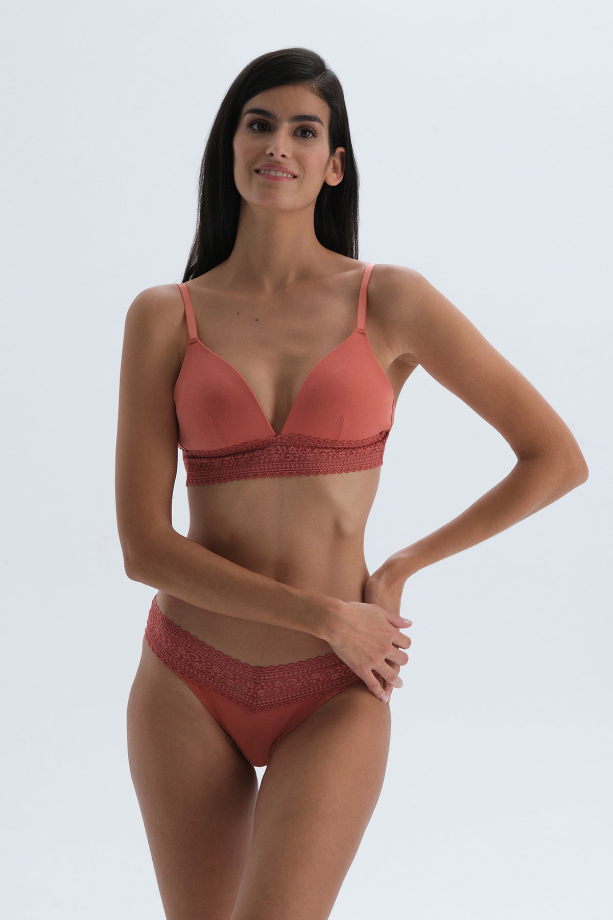 CORAL SLIP