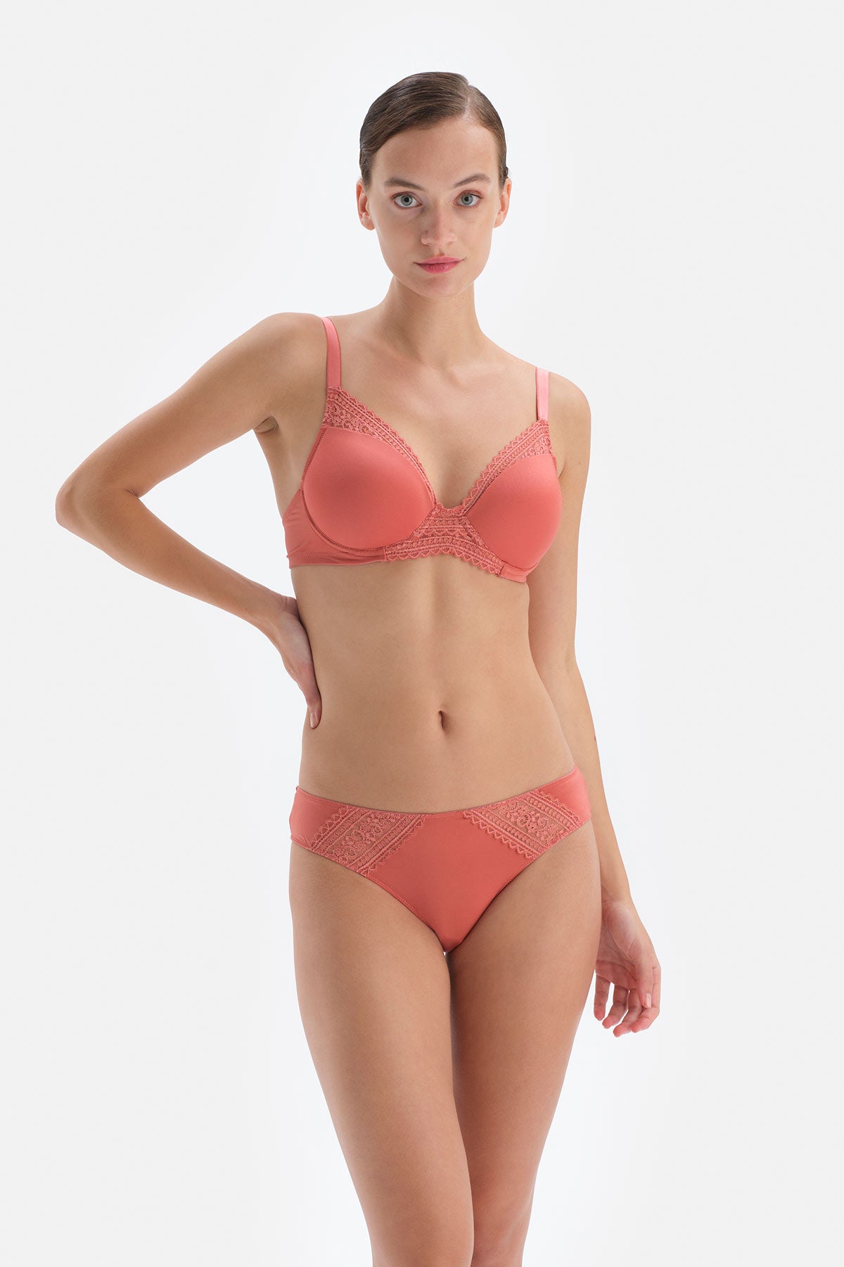 CORAL SLIP