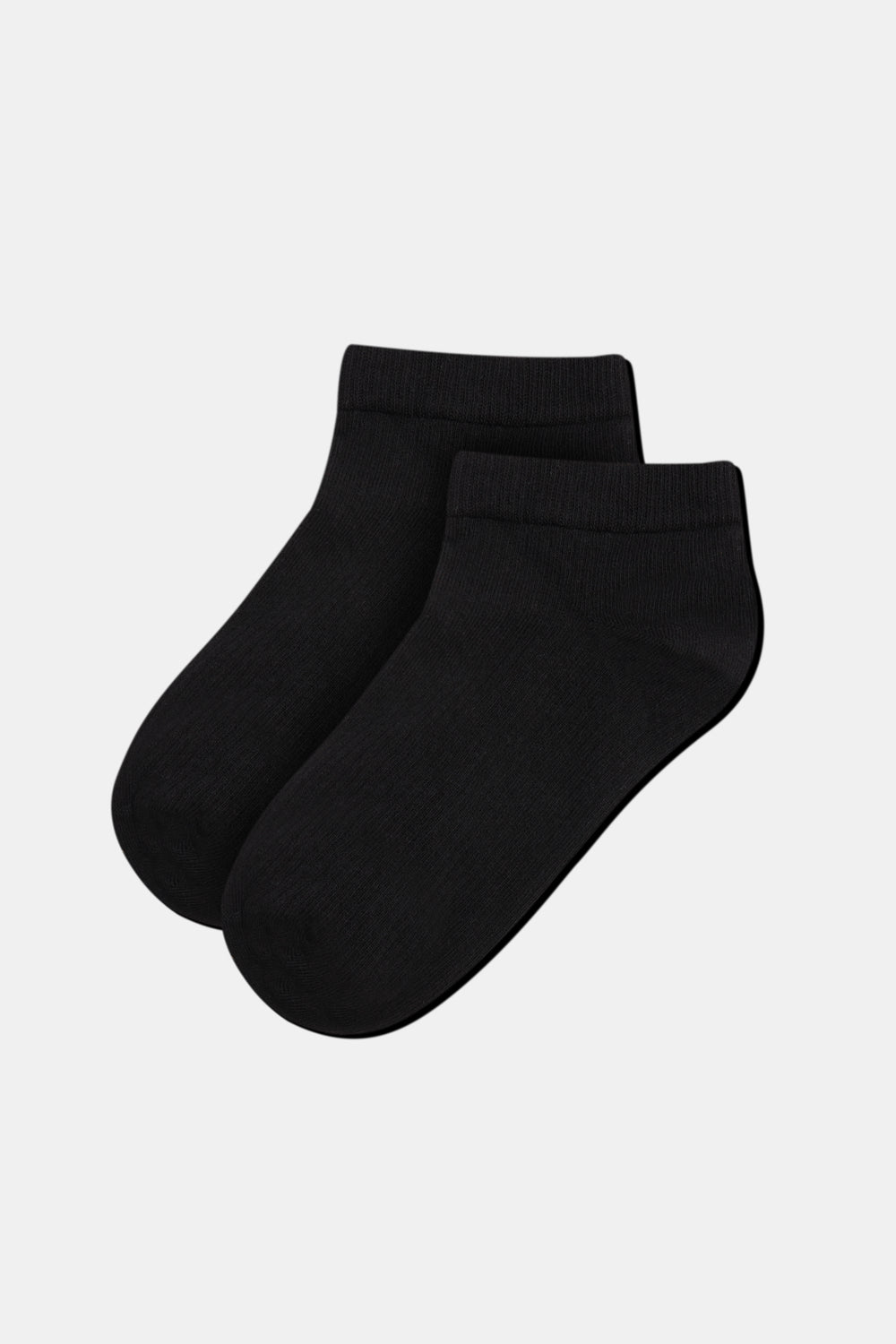 BLACK SOCKS
