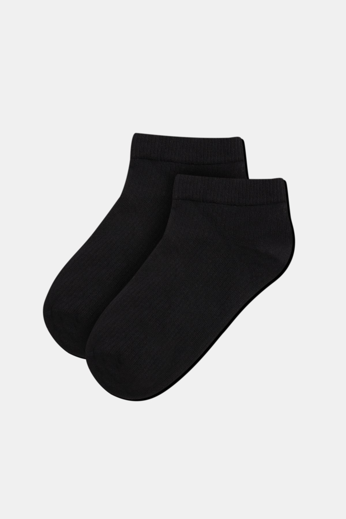 BLACK SOCKS