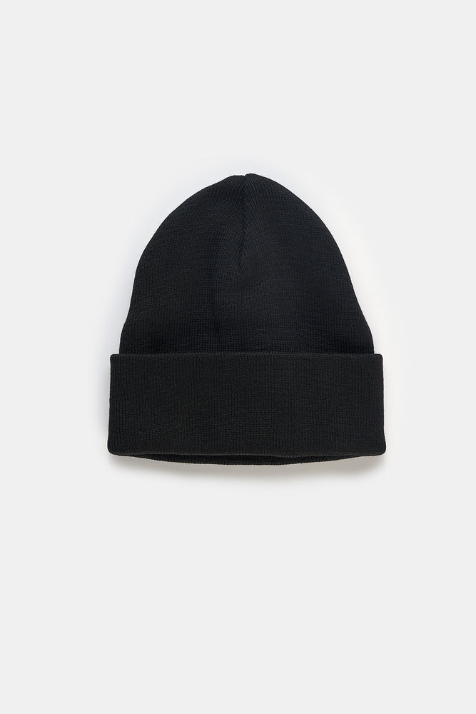 BLACK BEANIE