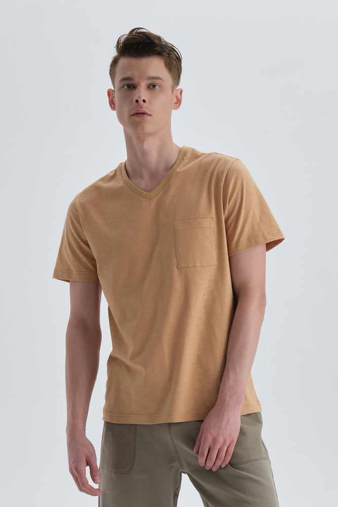 MUSTARD T-SHIRT