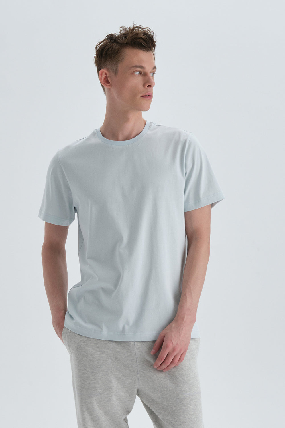 LIGHT BLUE T-SHIRT