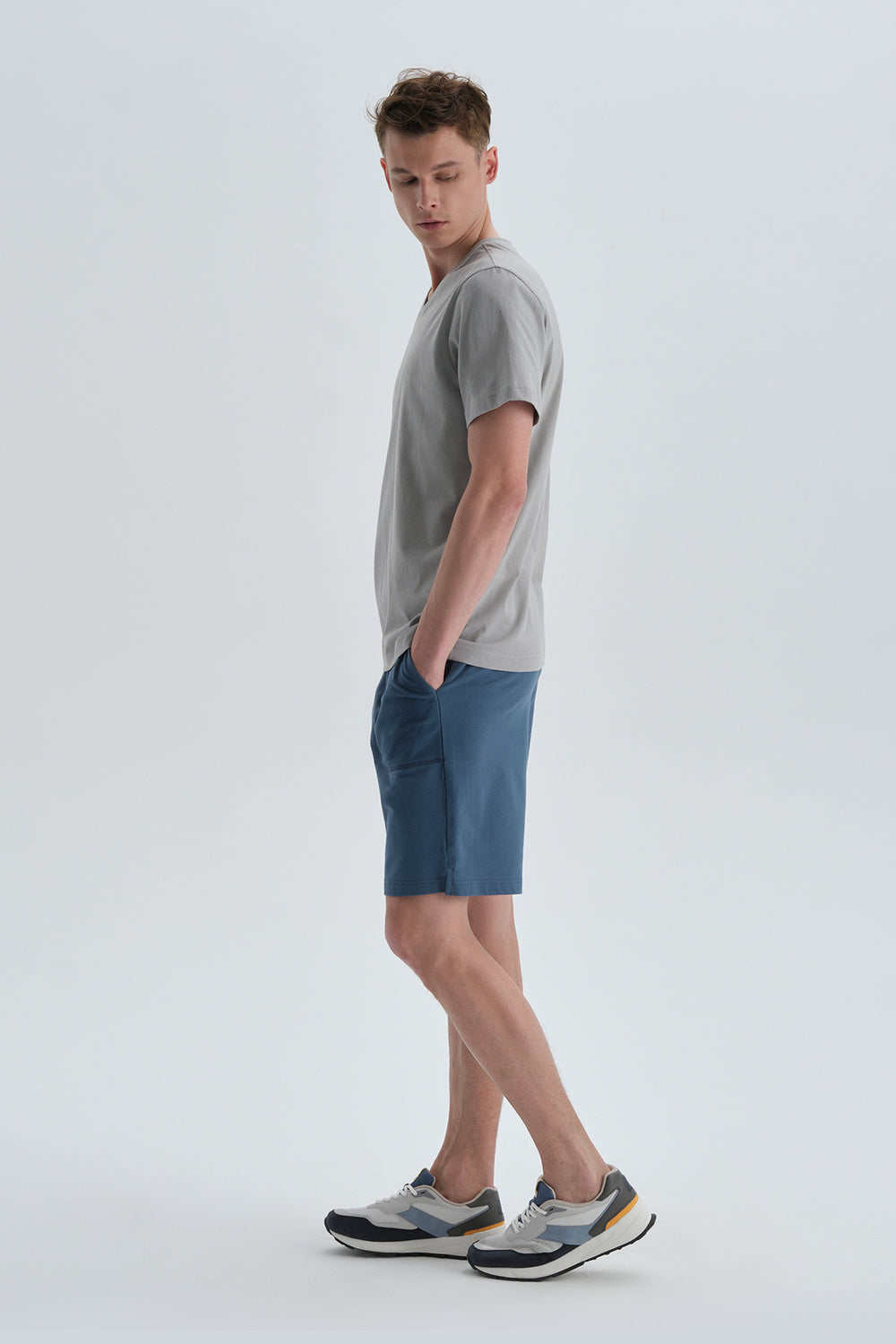 Gri Pamuk V Yaka T-Shirt