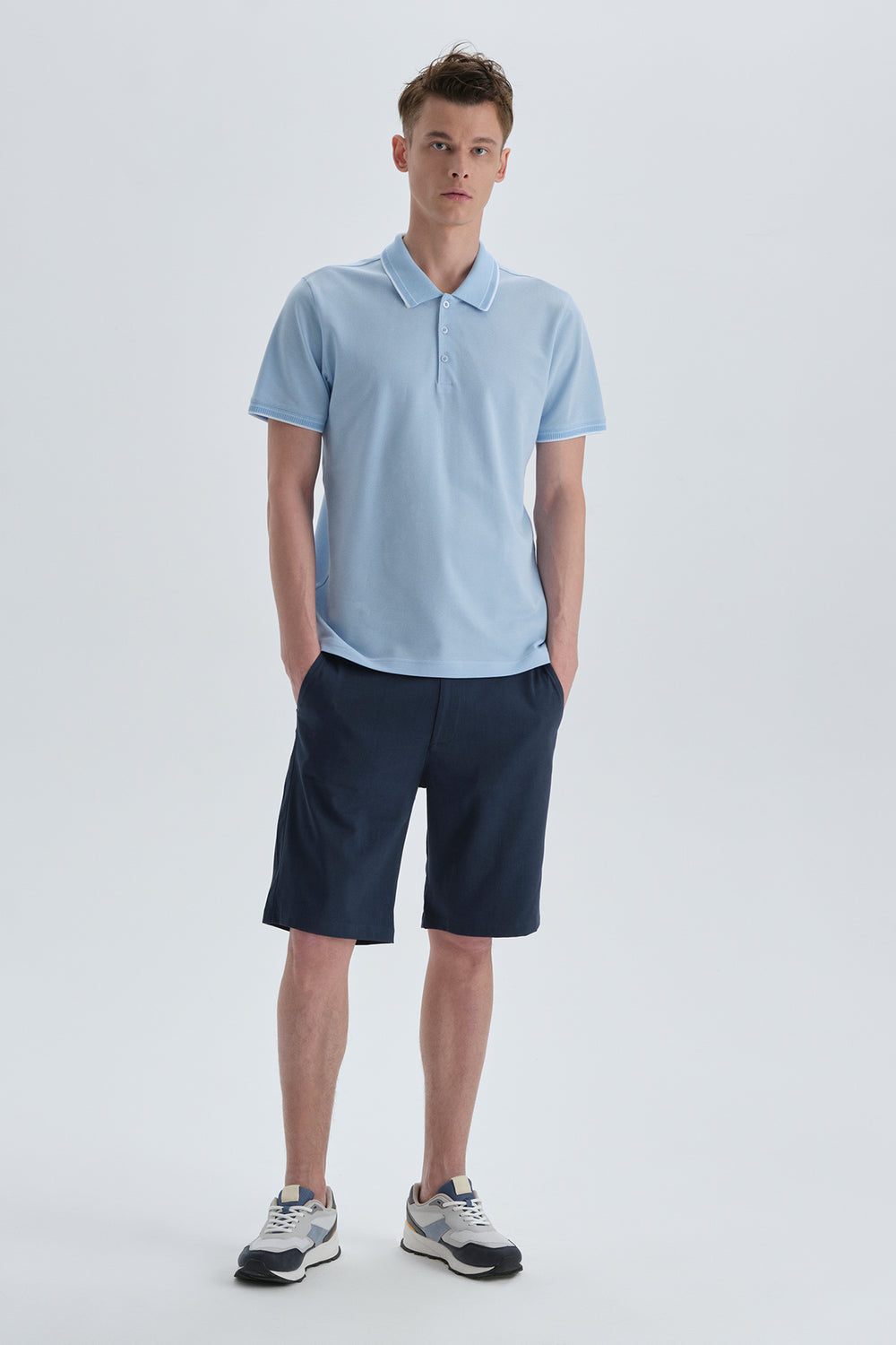 LIGHT BLUE T-SHIRT