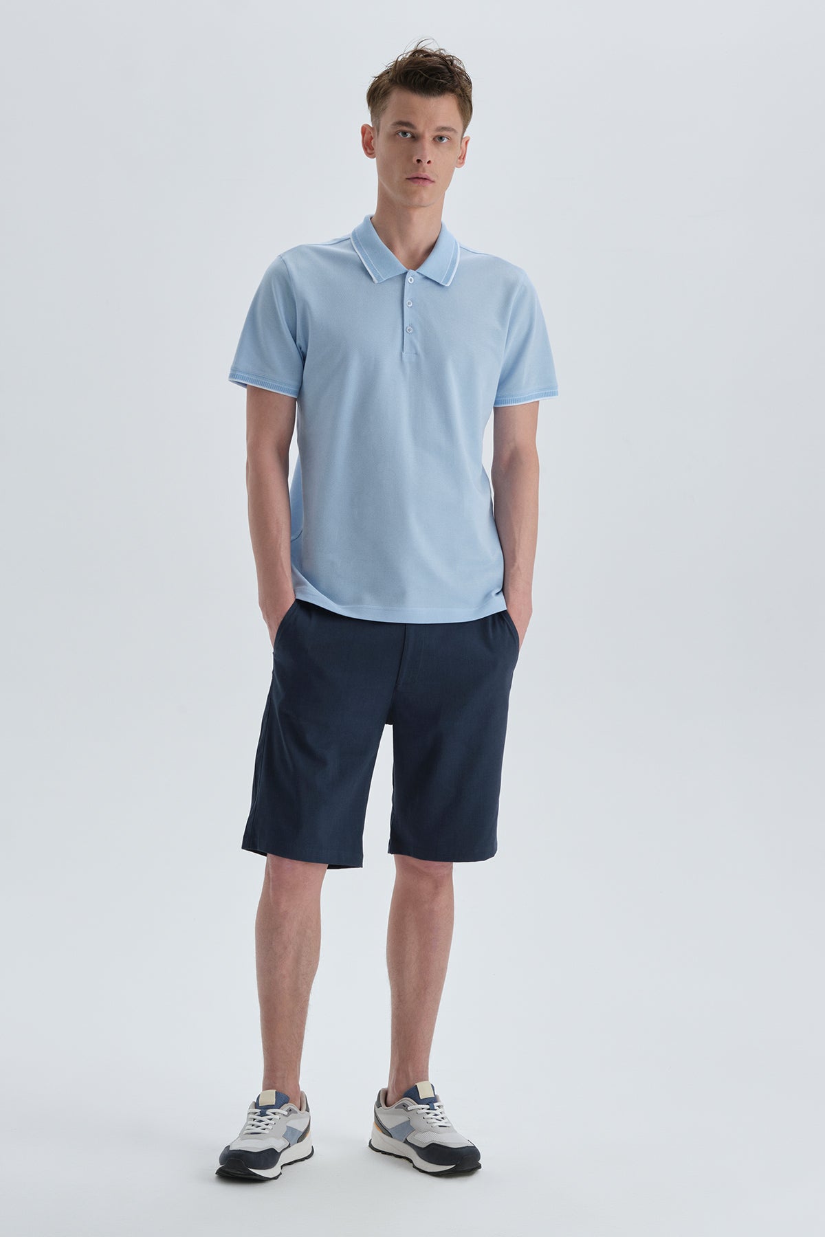 LIGHT BLUE T-SHIRT