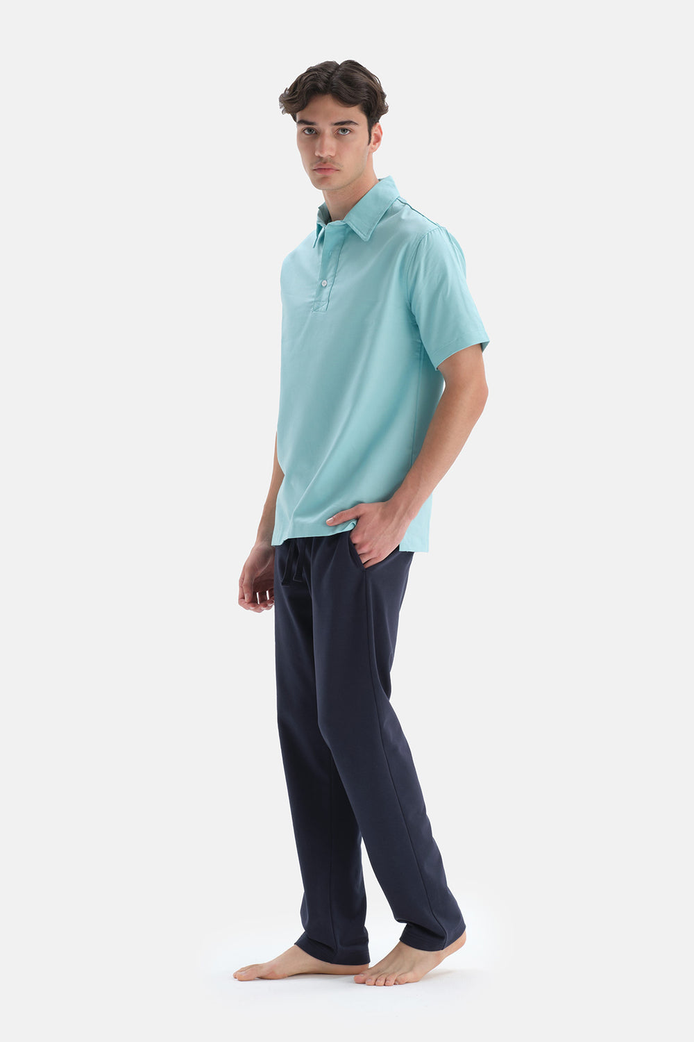 GREEN T-SHIRT