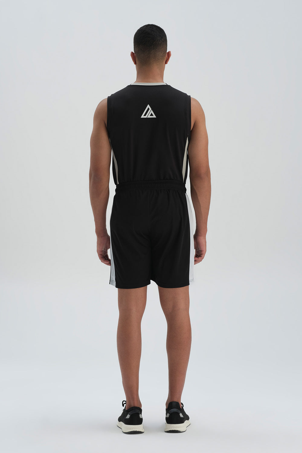 BLACK SHORT