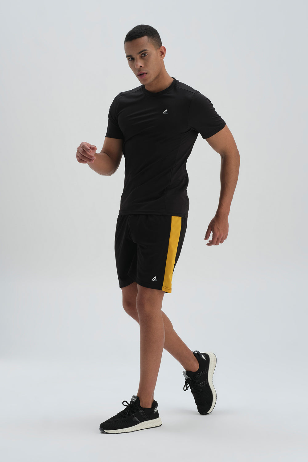 BLACK SHORT