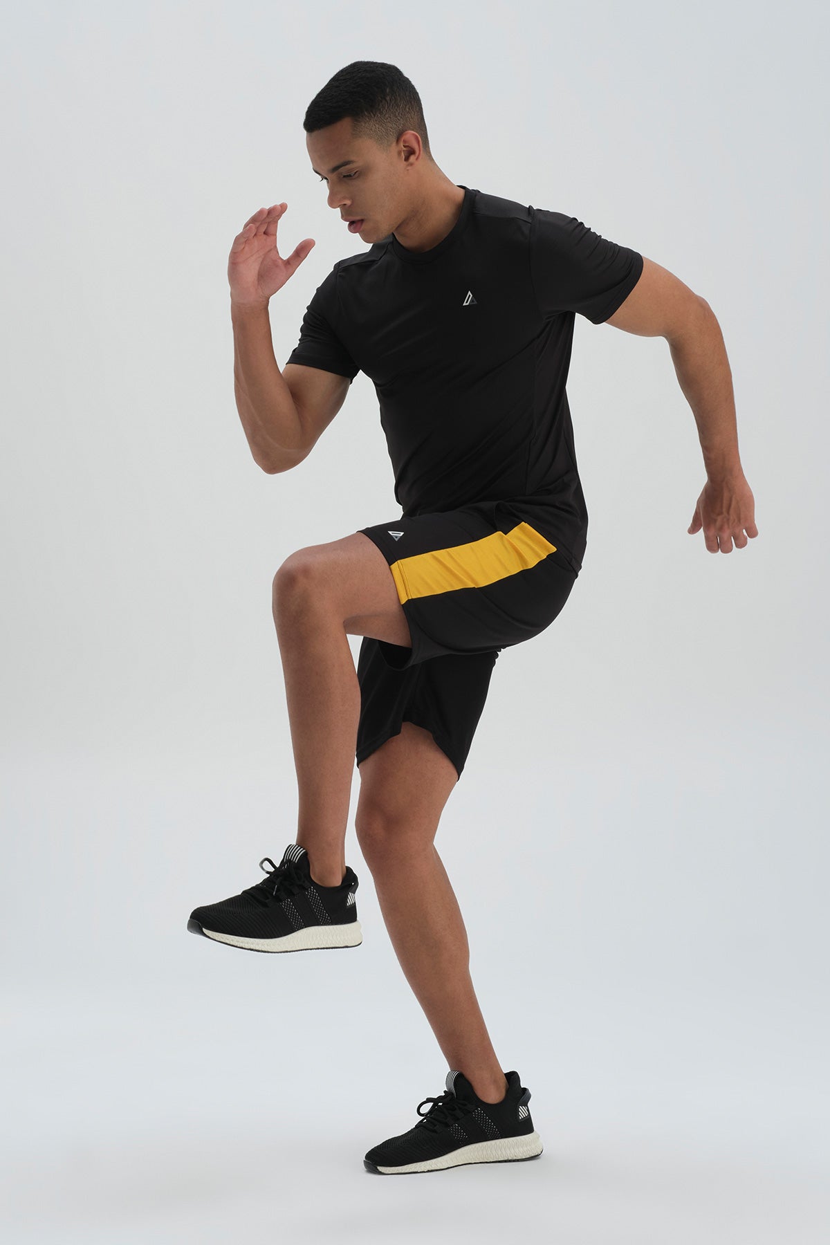BLACK SHORT