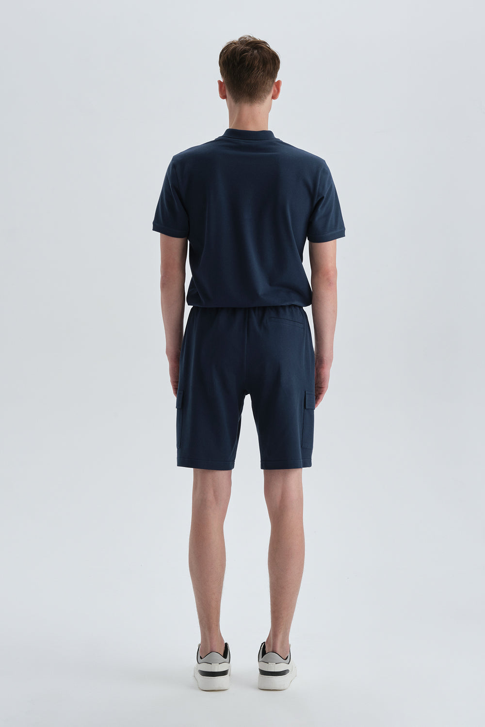 NAVY SHORT