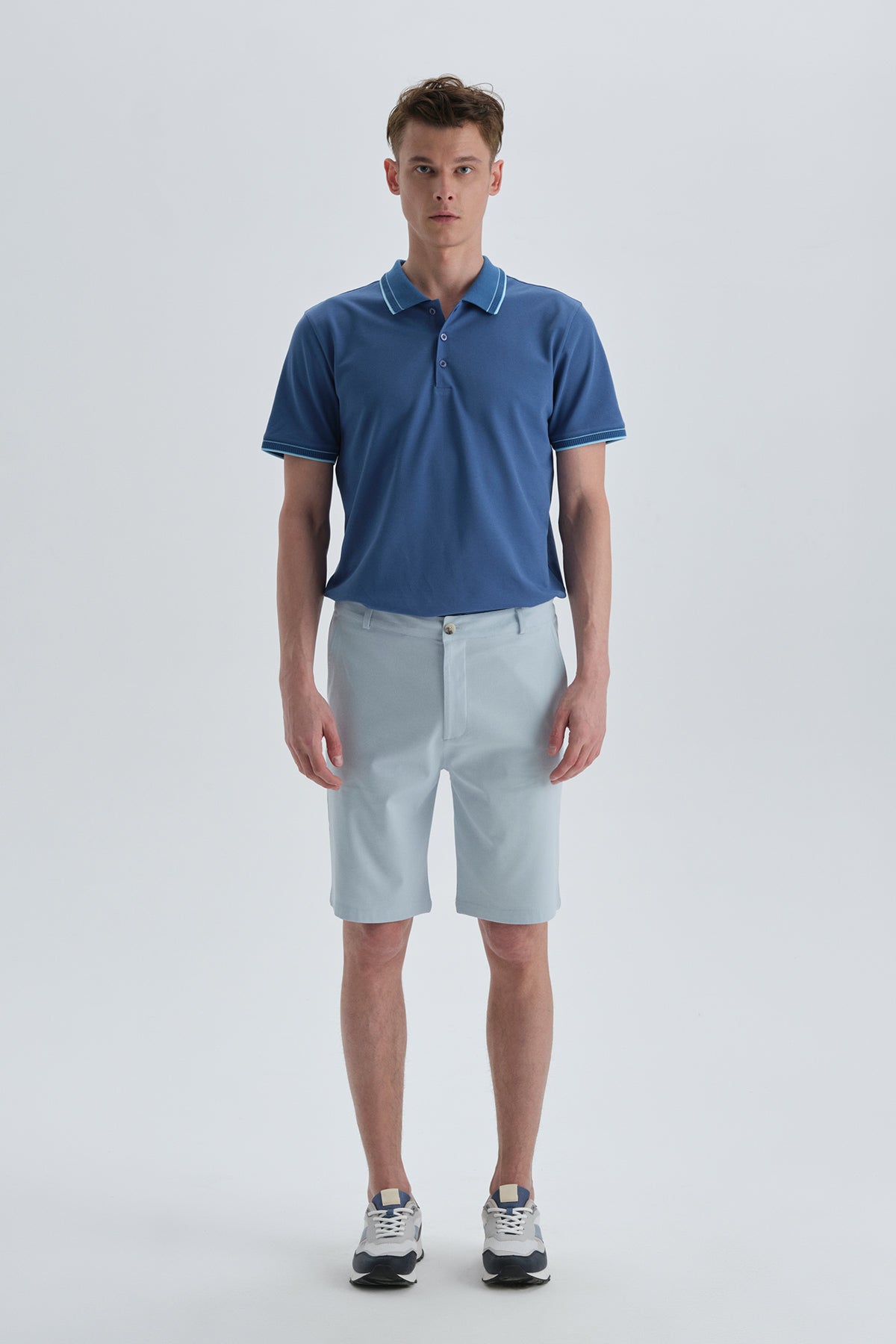 LIGHT BLUE SHORT