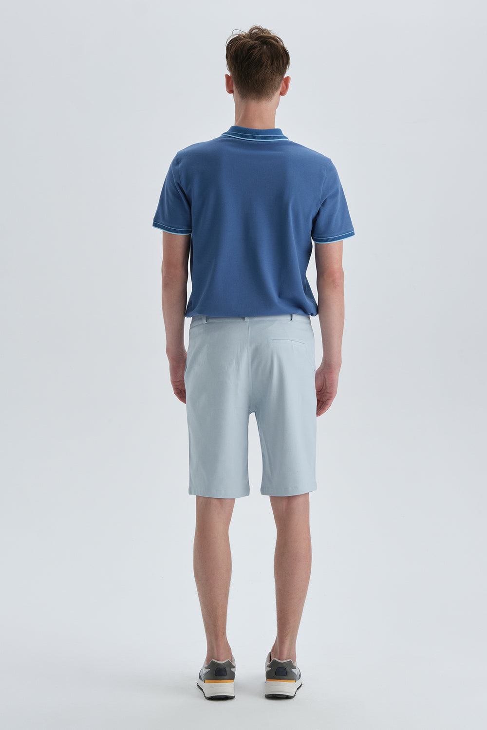 LIGHT BLUE SHORT