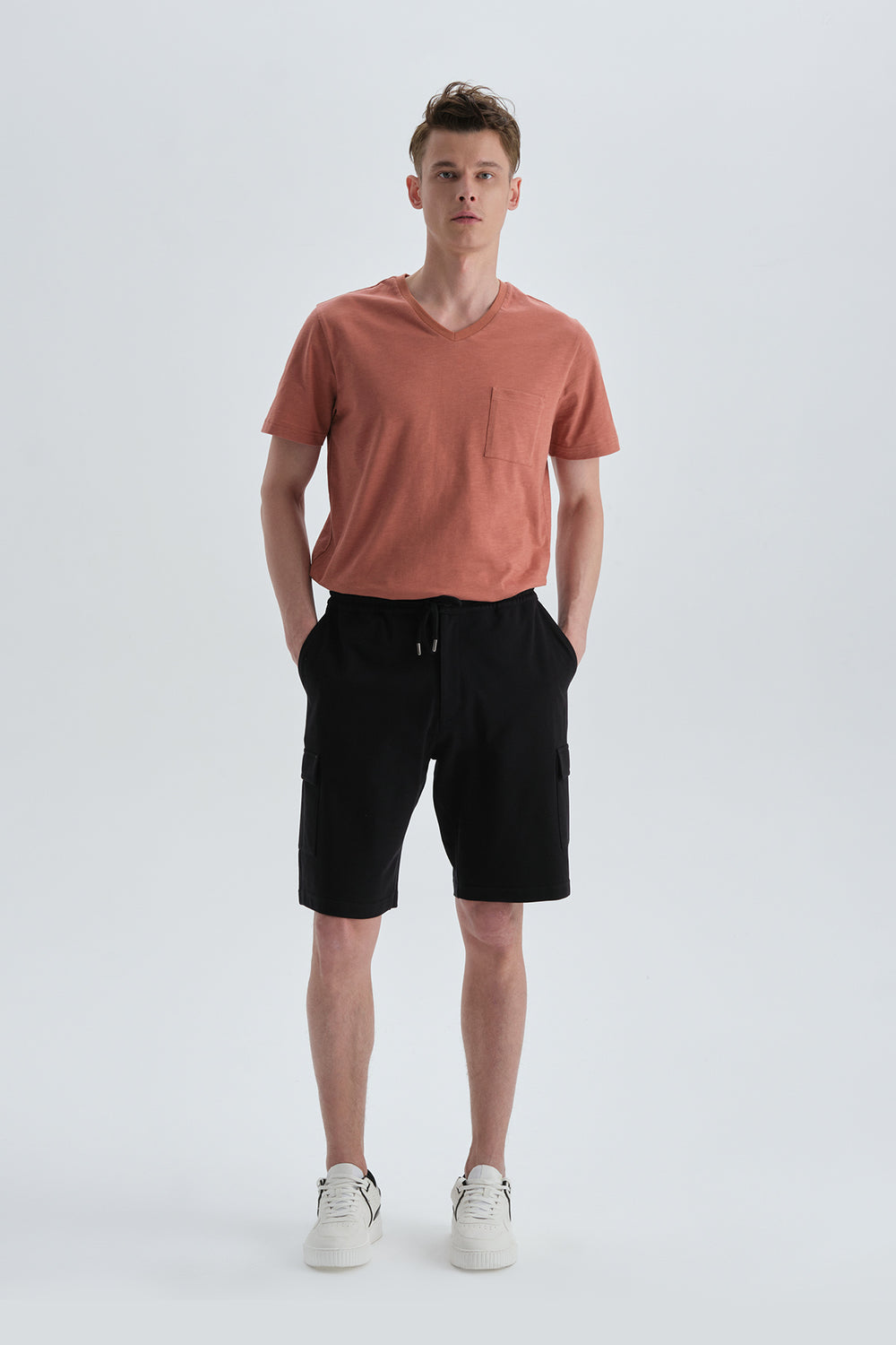 BLACK SHORT