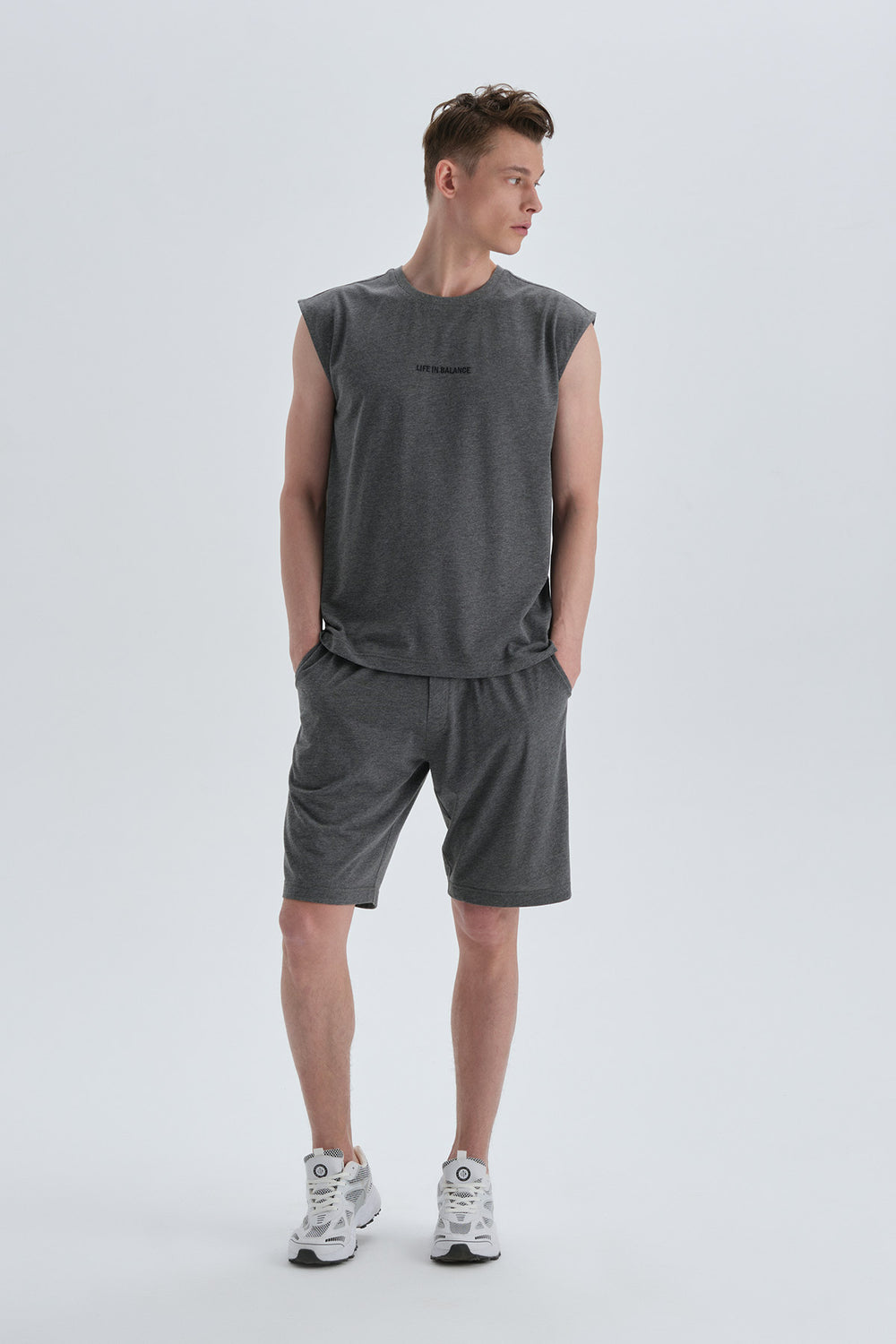 ANTHRACITE SHORTS