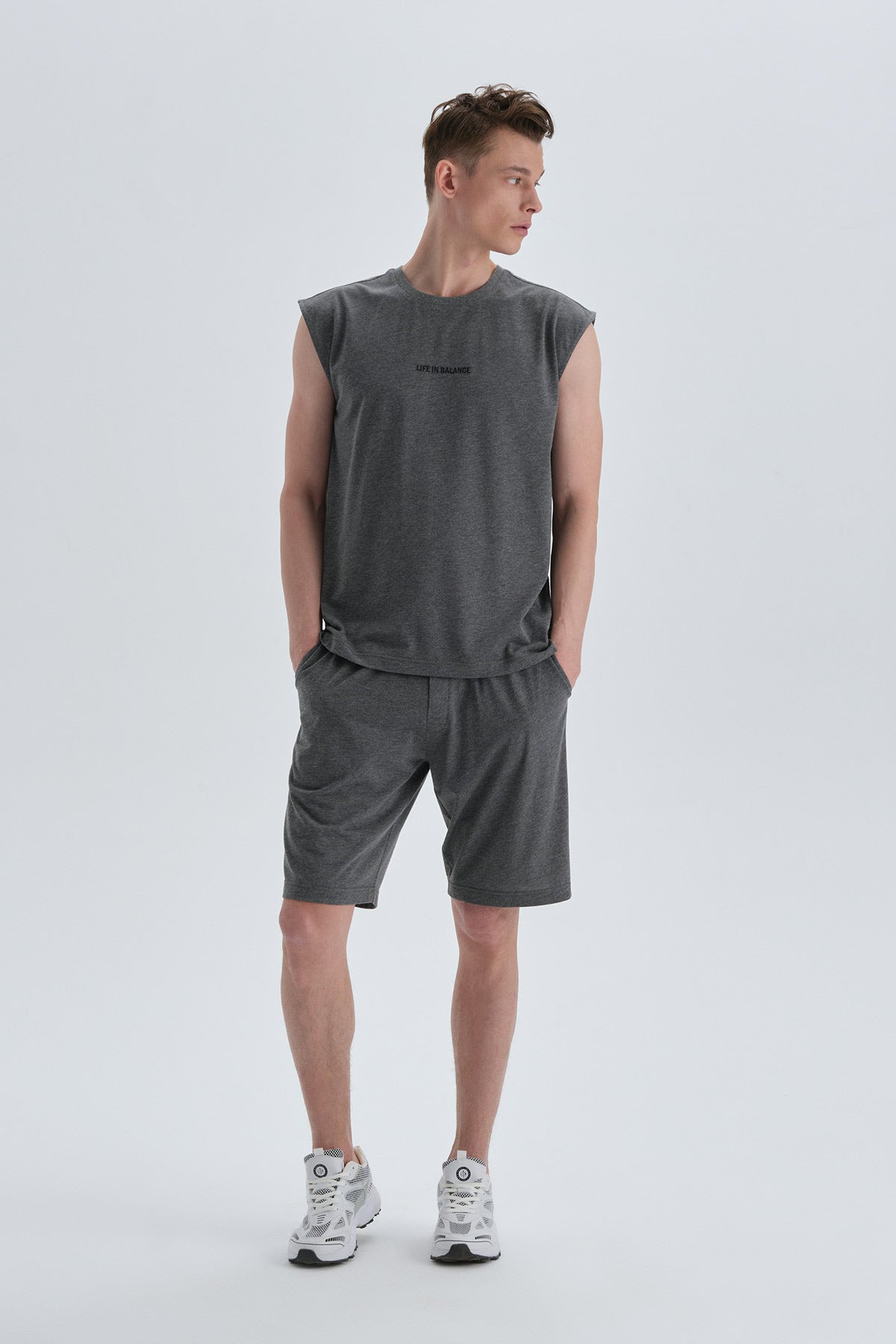 ANTHRACITE SHORTS