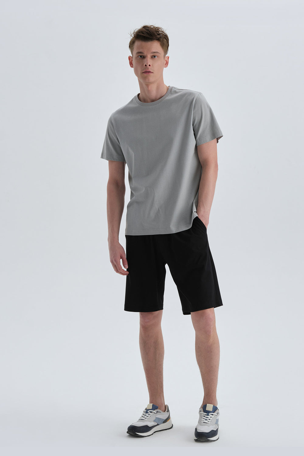 BLACK SHORTS