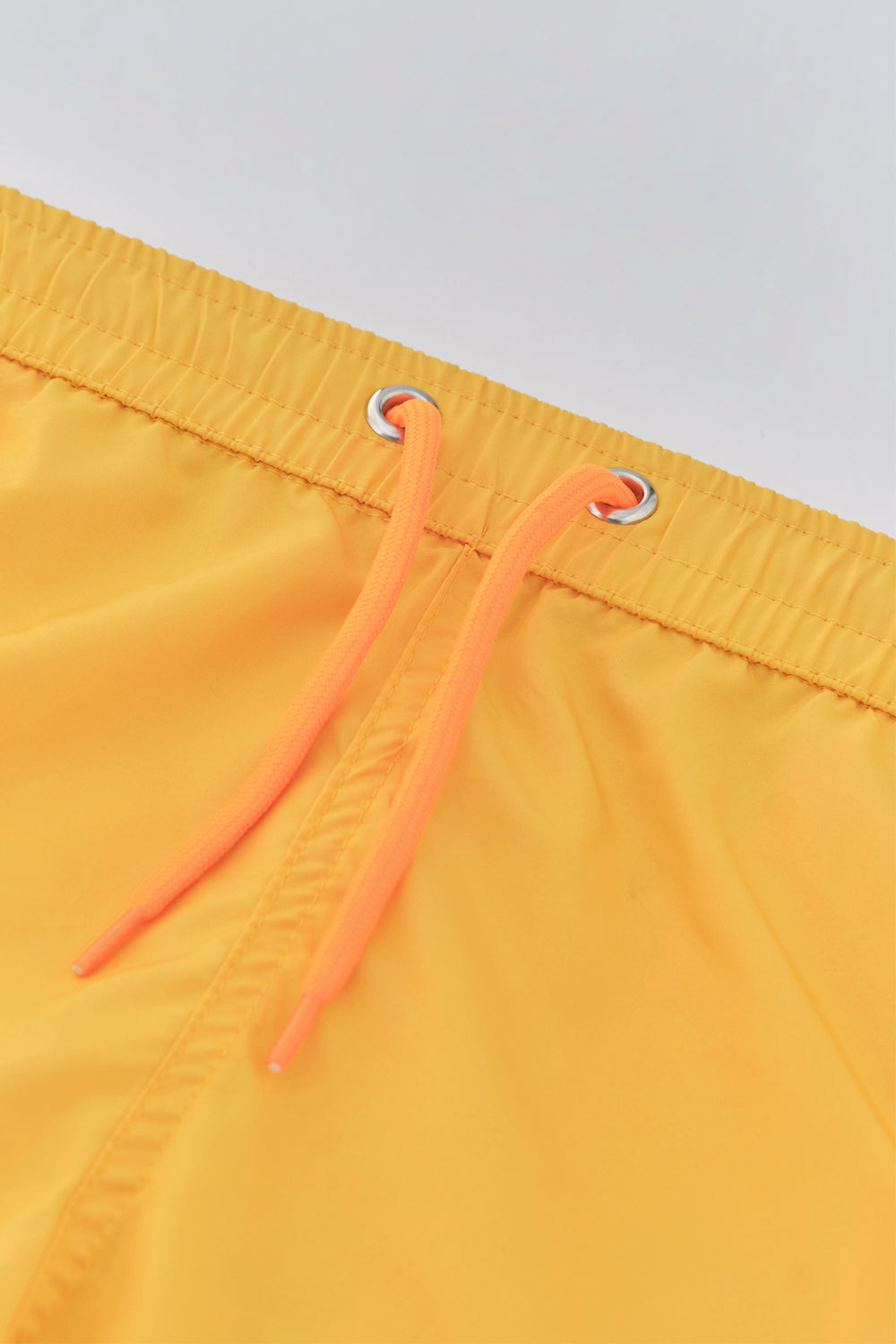 Sarı - Turuncu Micro Kısa Düz Deniz Şortu