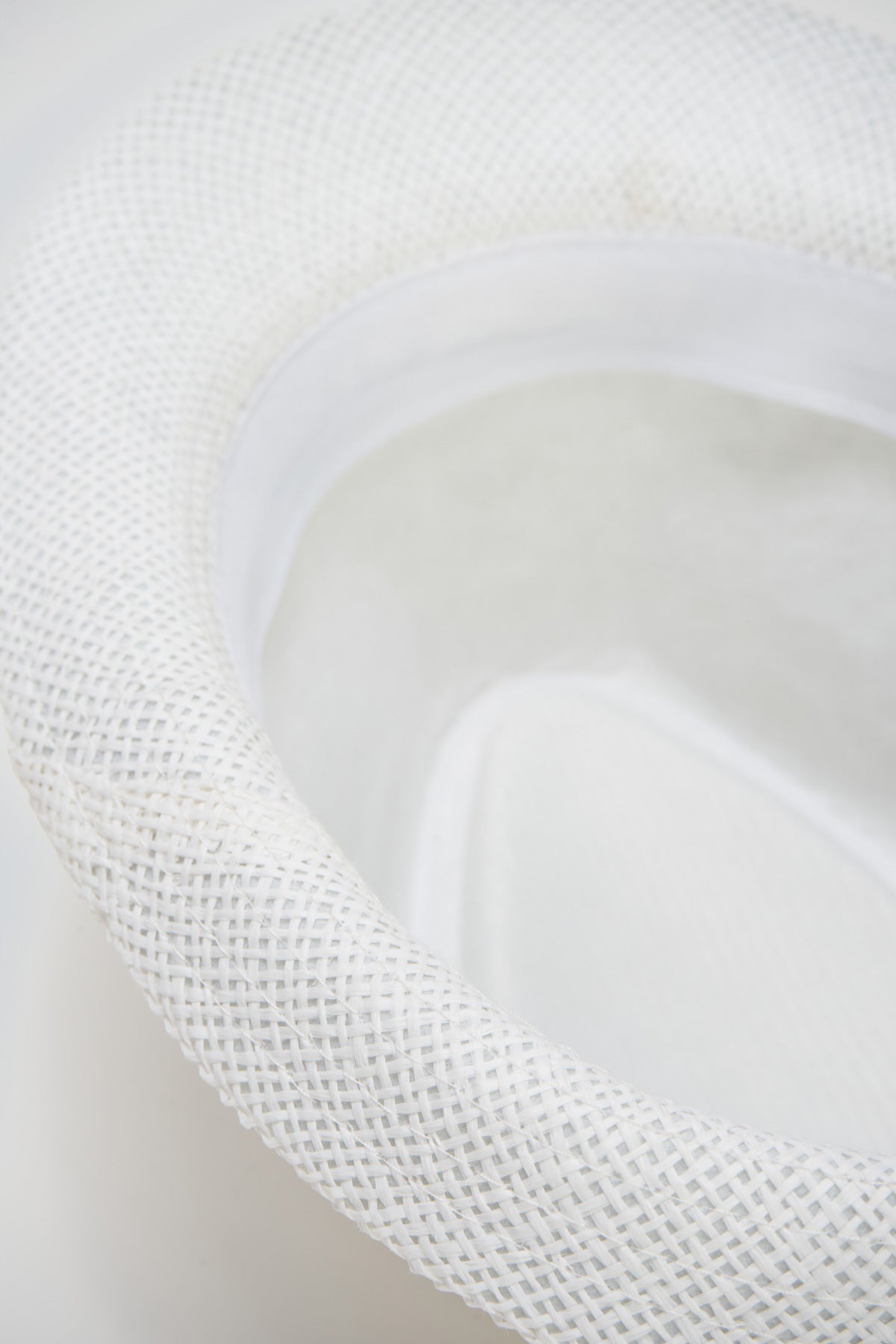 WHITE HAT