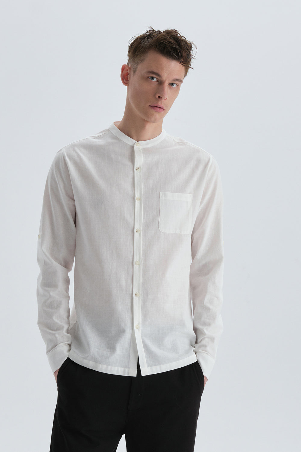 WHITE SHIRT