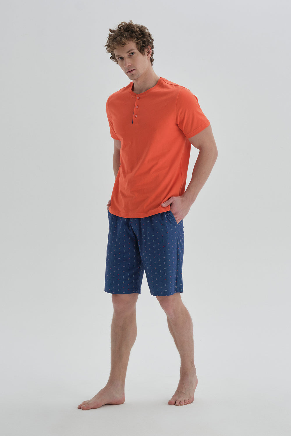 RED SHORTS SET